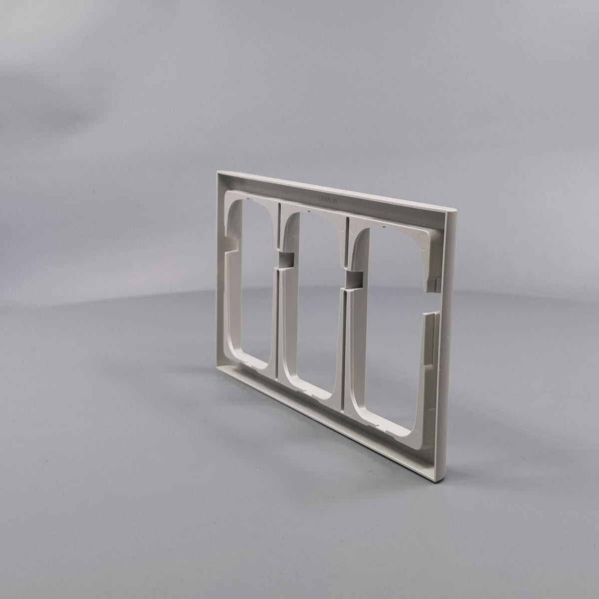 LK Fuga ramme Softline 63 3x1½m - lysegrå (360° frame 17)
