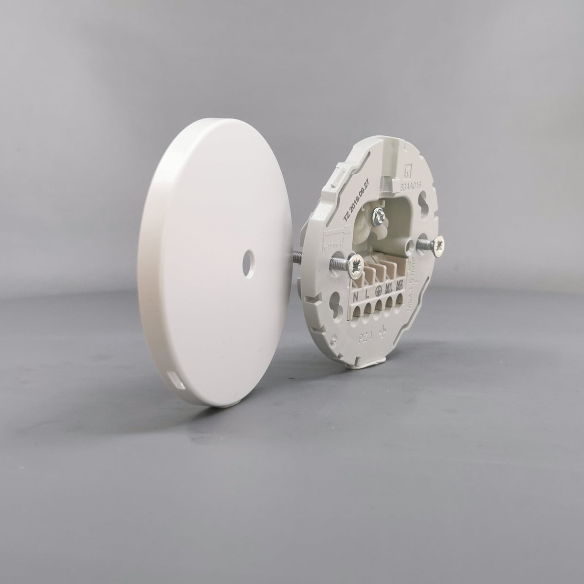 Lampeudtag Ø83mm. 5P Hvid (Ny model) (360° frame 21)
