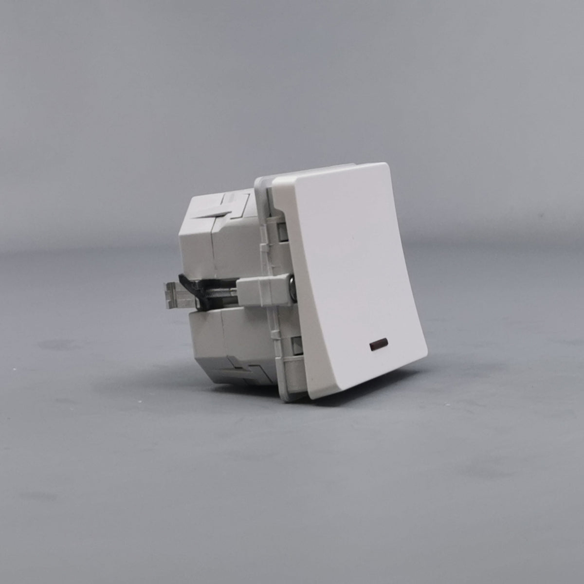 LK Fuga timer 1m 8A - hvid (360° frame 21)
