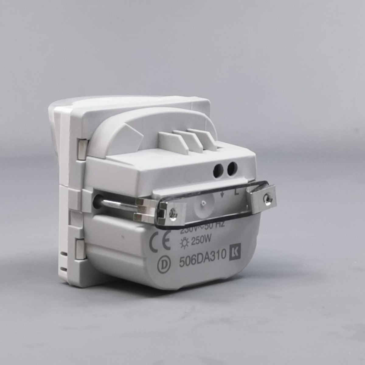 LK Fuga PIR sensor 180° 230V 250R - hvid (360° frame 10)