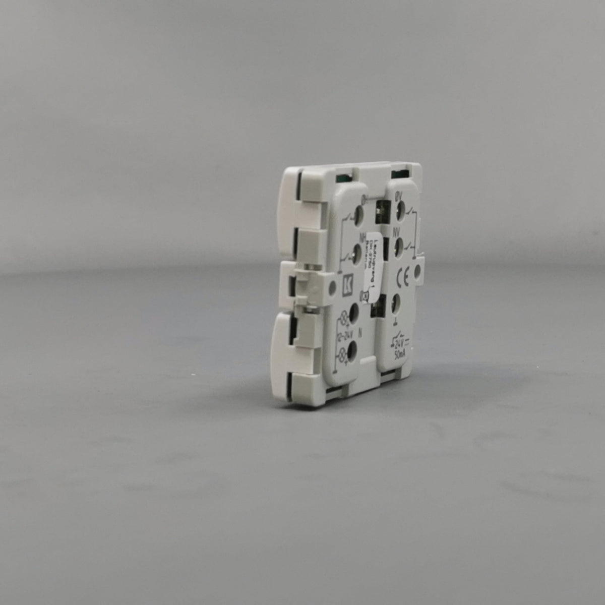 Fuga Svagstrømstryk 4 slutte hvid (360° frame 9)