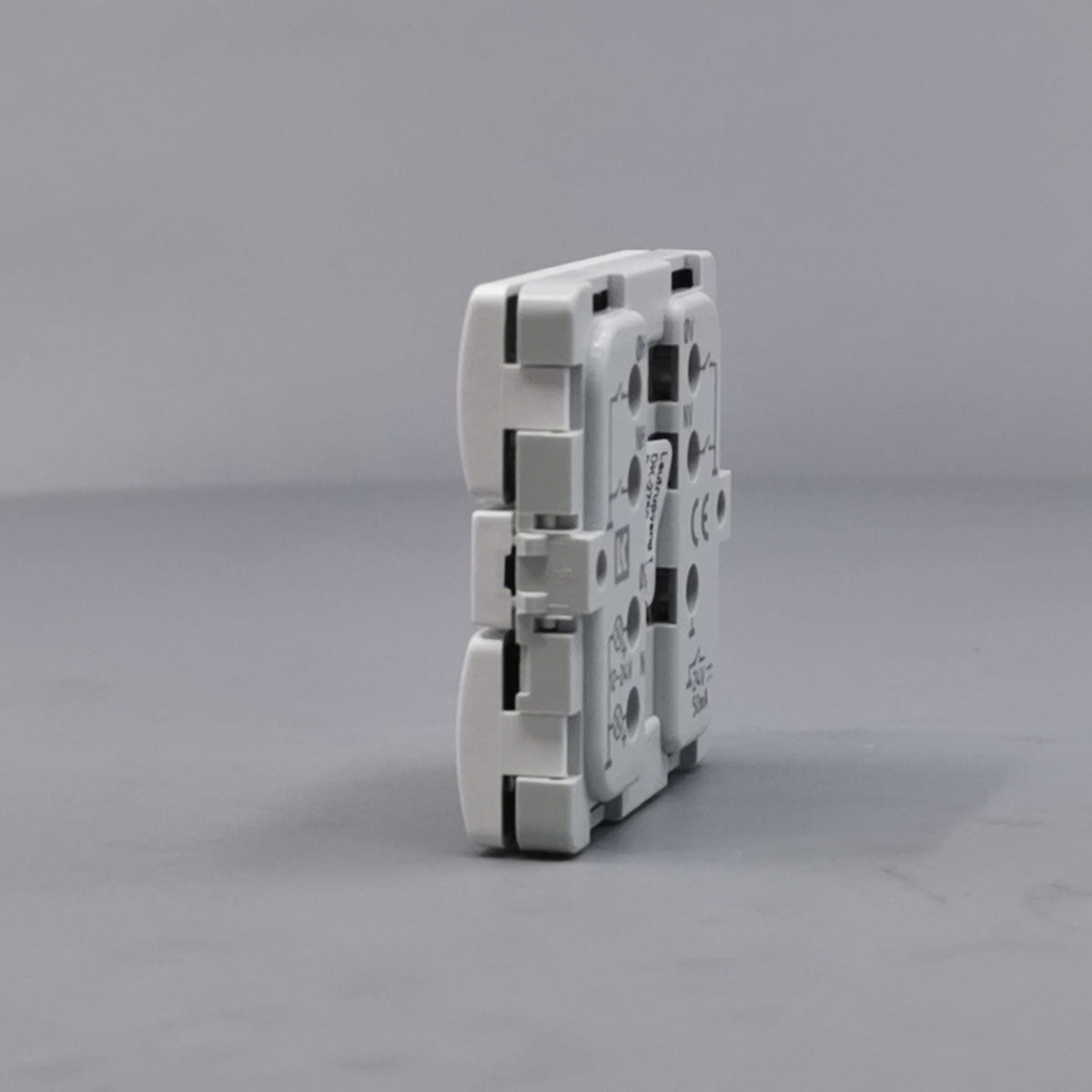 Fuga Svagstrømstryk 4 slutte og 2 lysdiode hvid (360° frame 8)