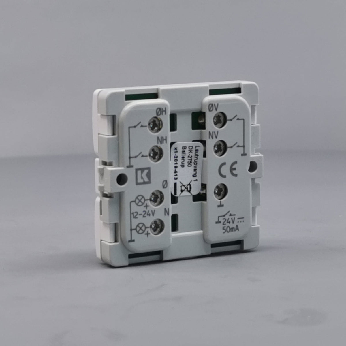 Fuga Svagstrømstryk 4 slutte og 2 lysdiode hvid (360° frame 11)