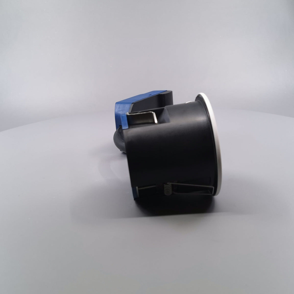 LED spot til udendørs m. 5W pære - Mat hvid (360° frame 19)