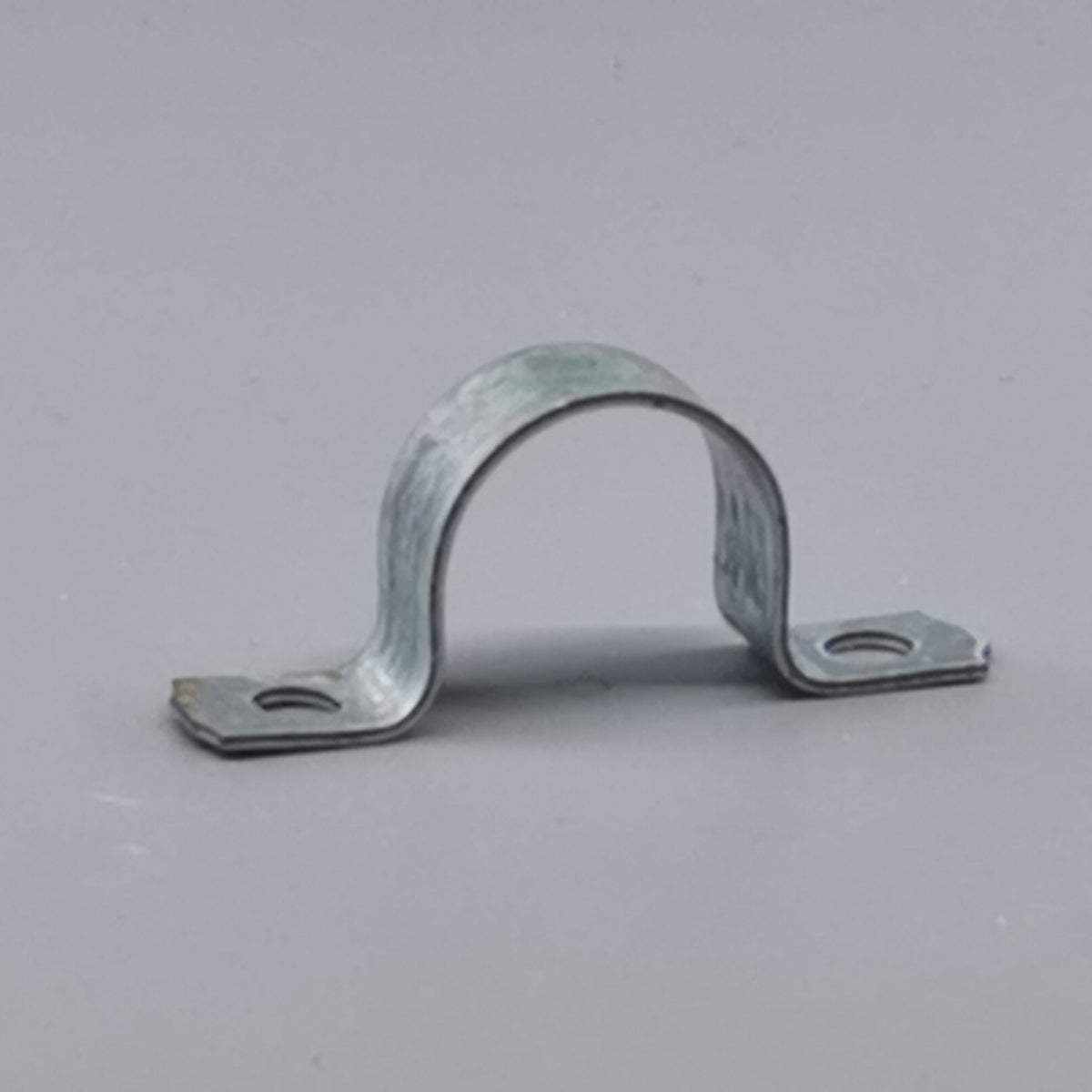 Kabelbøjle 20mm 2 lap forzinket - pr. stk. (360° frame 12)