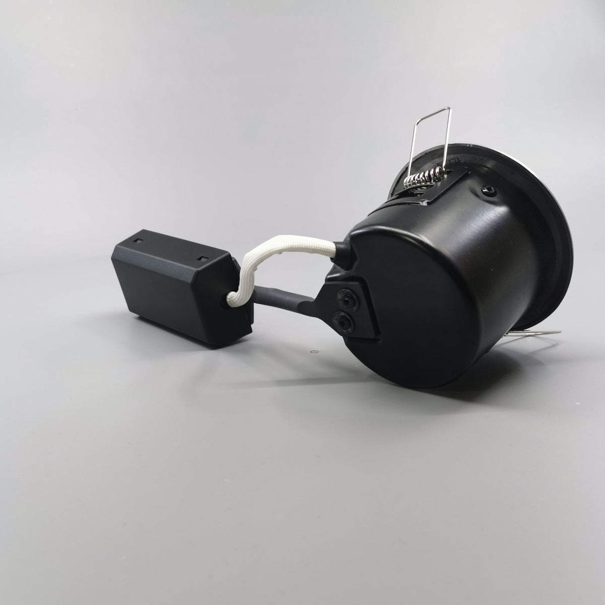 LED spot 5W dæmpbar flimmerfri 2700K 430Lm - Rund, børstet (360° frame 16)