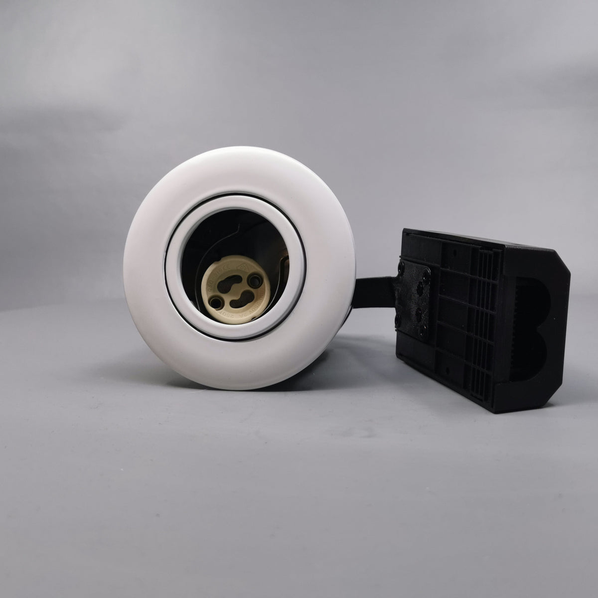 Pro indbygningsspots m/GU10 fatning - rund mat hvid (360° frame 2)