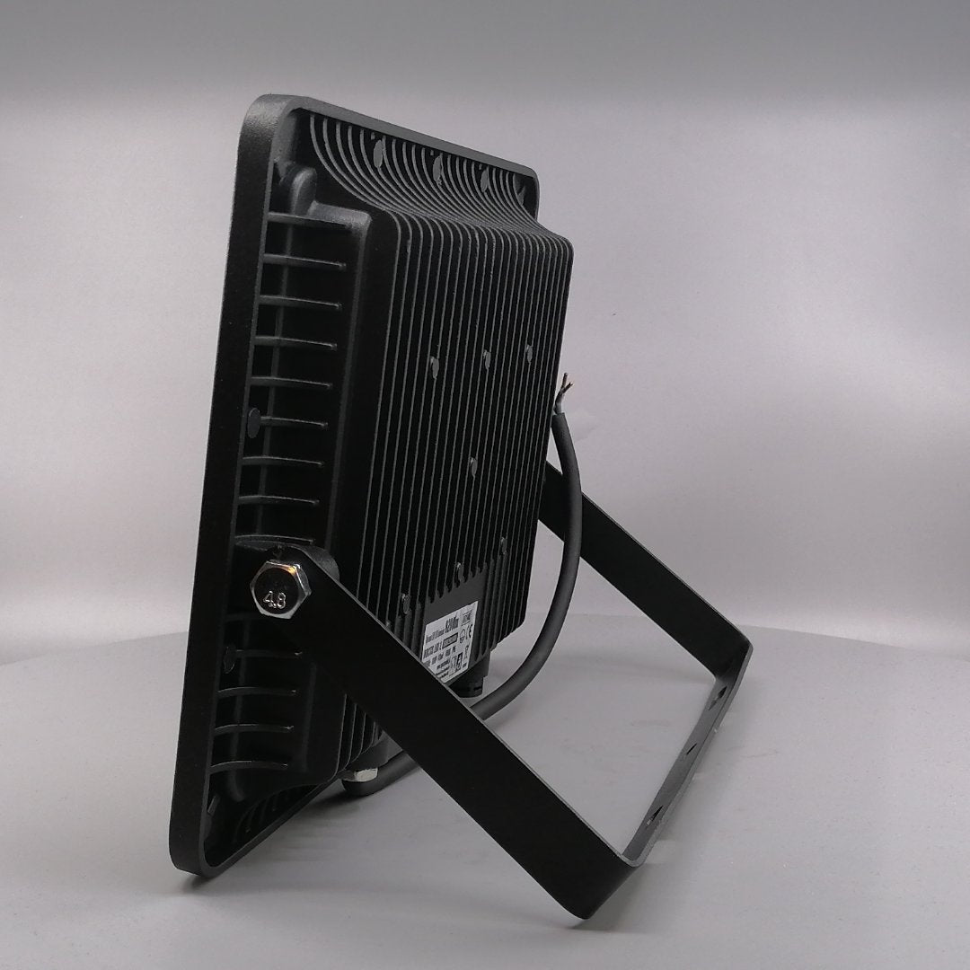 100W LED Projektør 4000K 8200 Lumen (360° frame 8)
