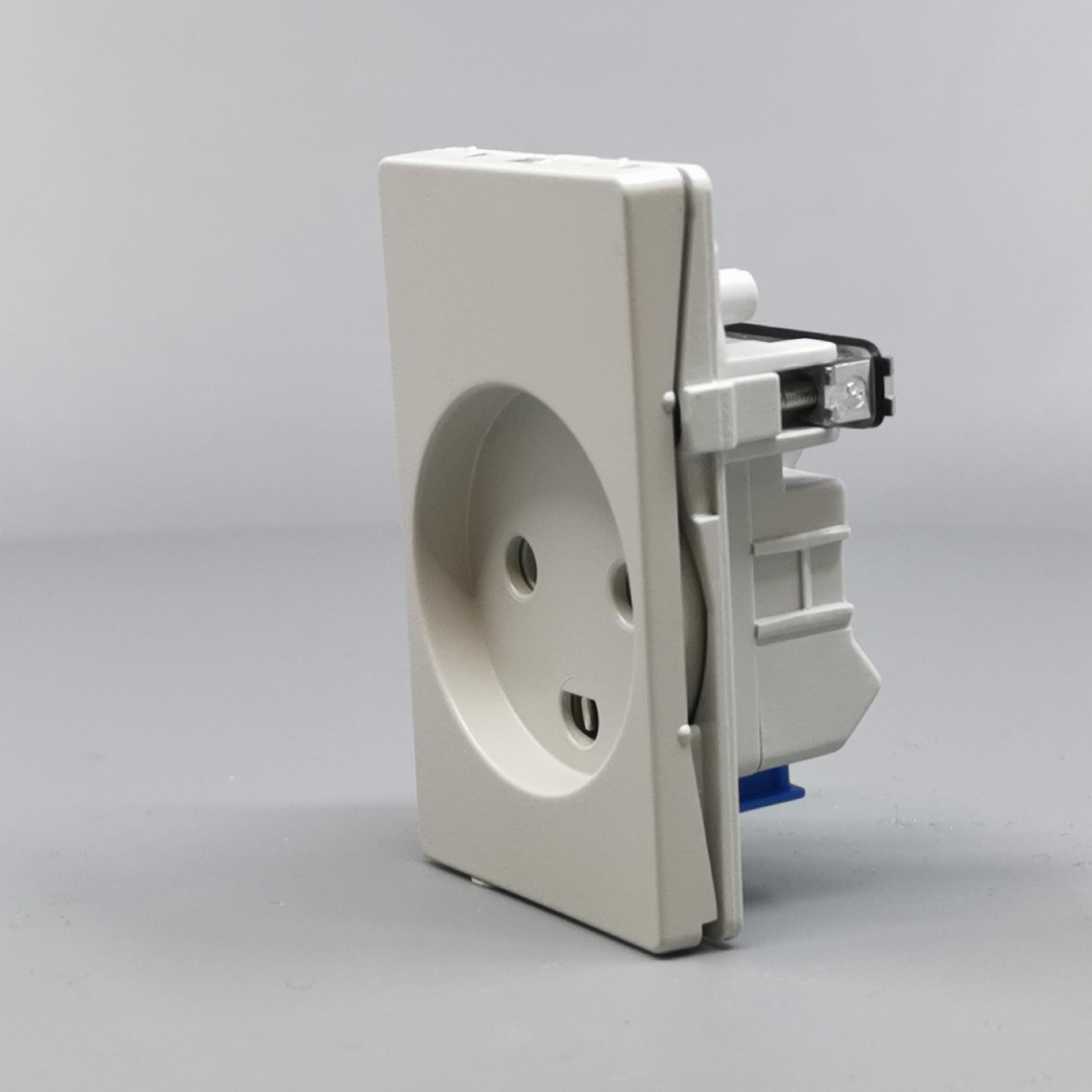 Fuga Stikkontakt 1½modul 2-pol med jord lysegrå