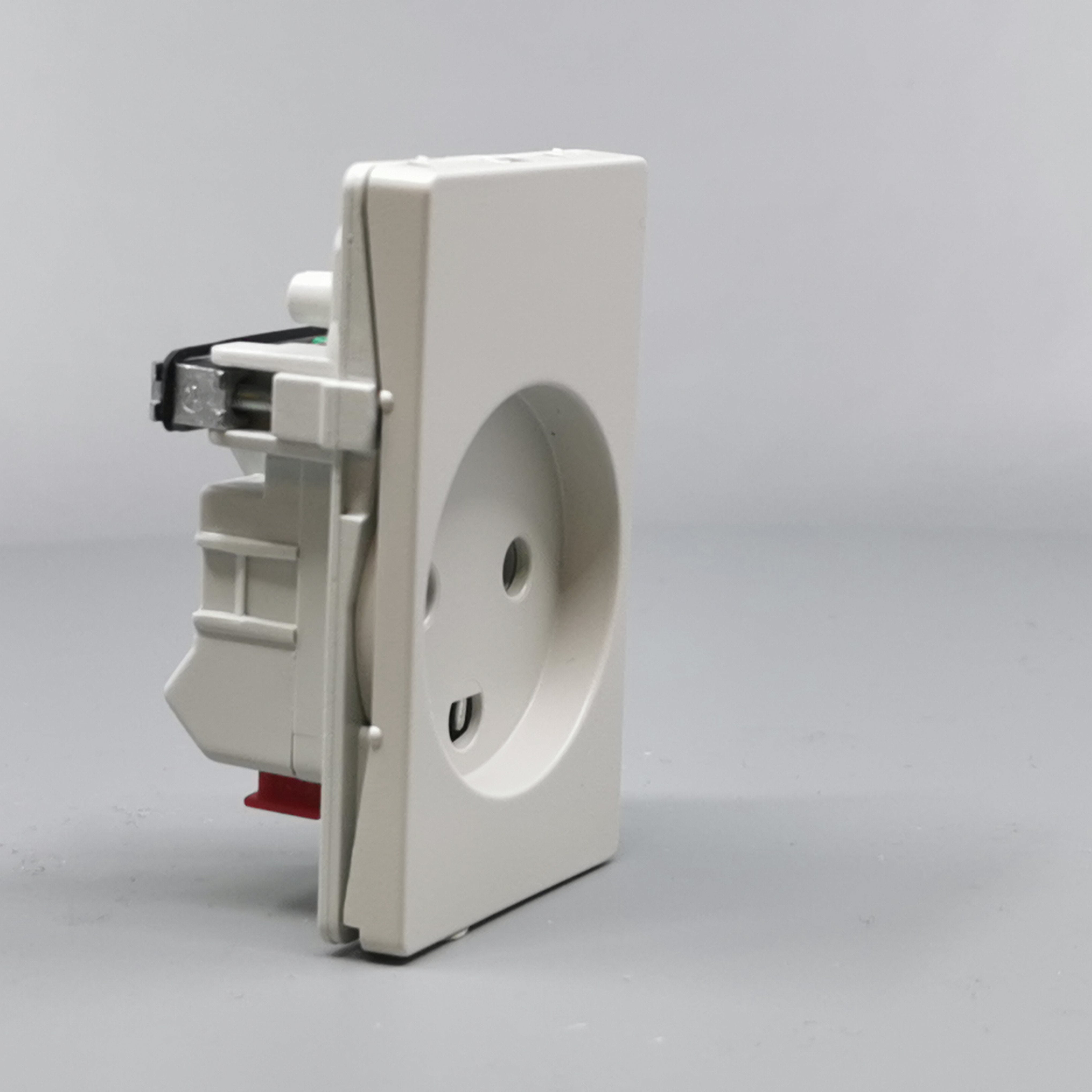 Fuga Stikkontakt 1½modul 2-pol med jord lysegrå