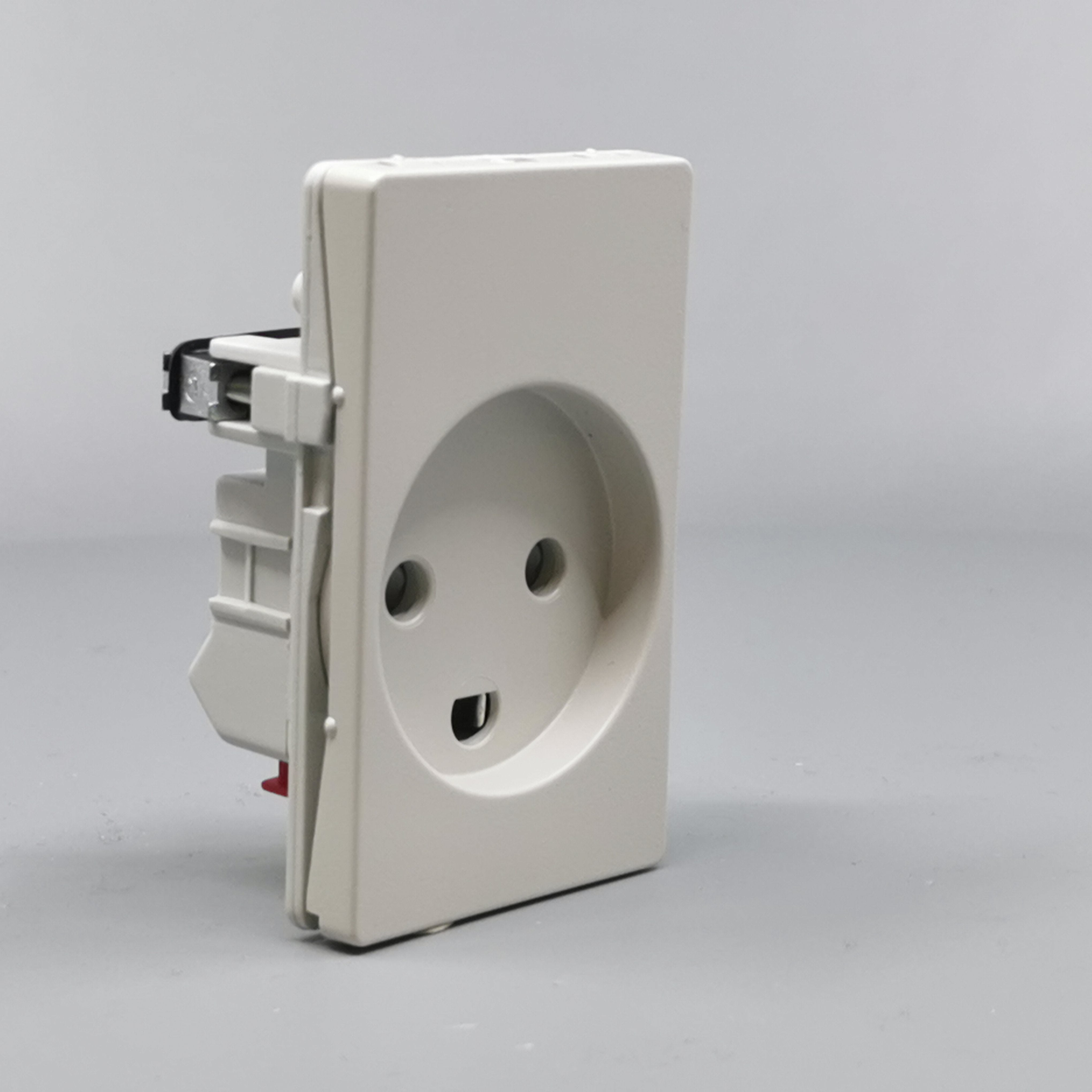 Fuga Stikkontakt 1½modul 2-pol med jord lysegrå