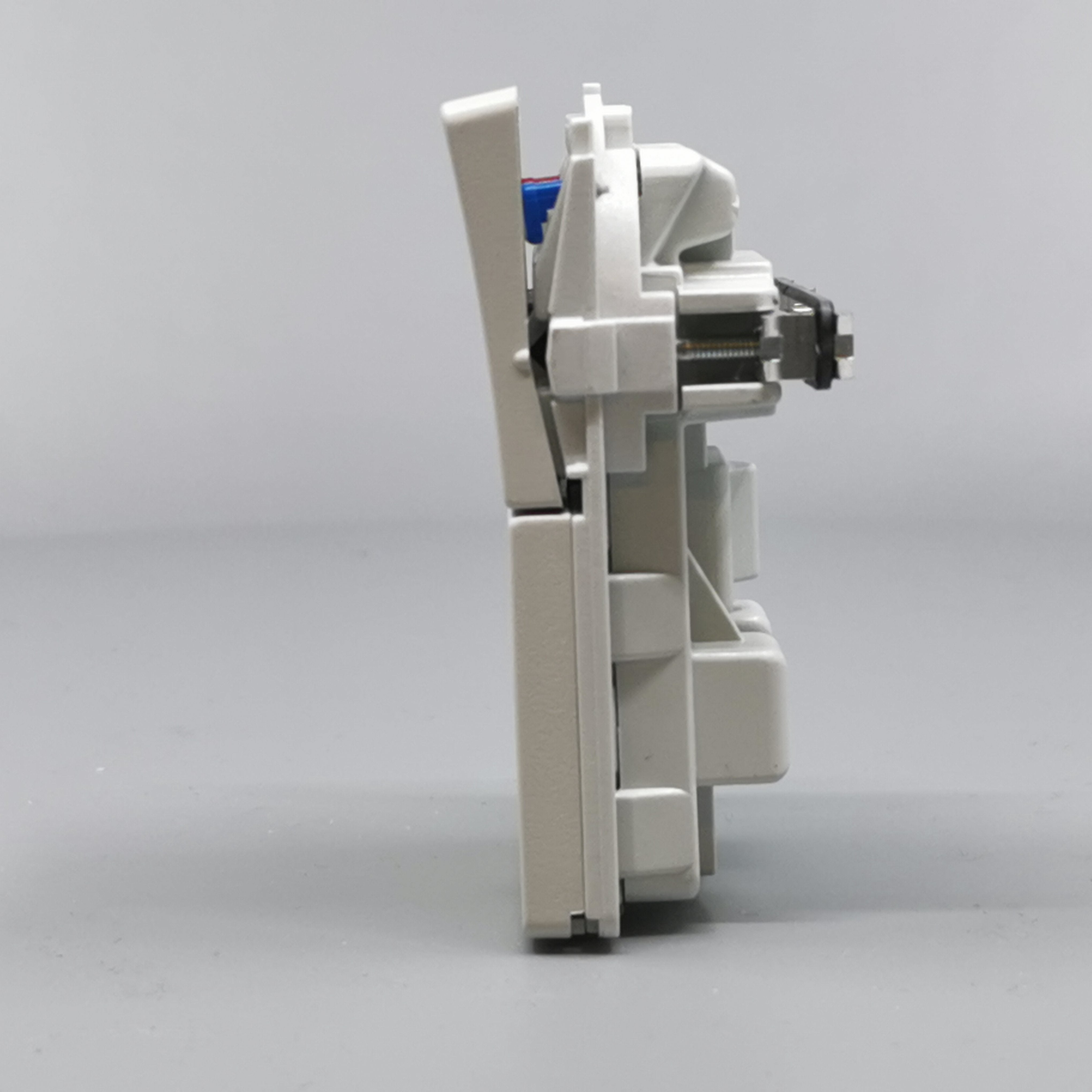 Fuga Stikkontakt 2-pol med jord lysegrå