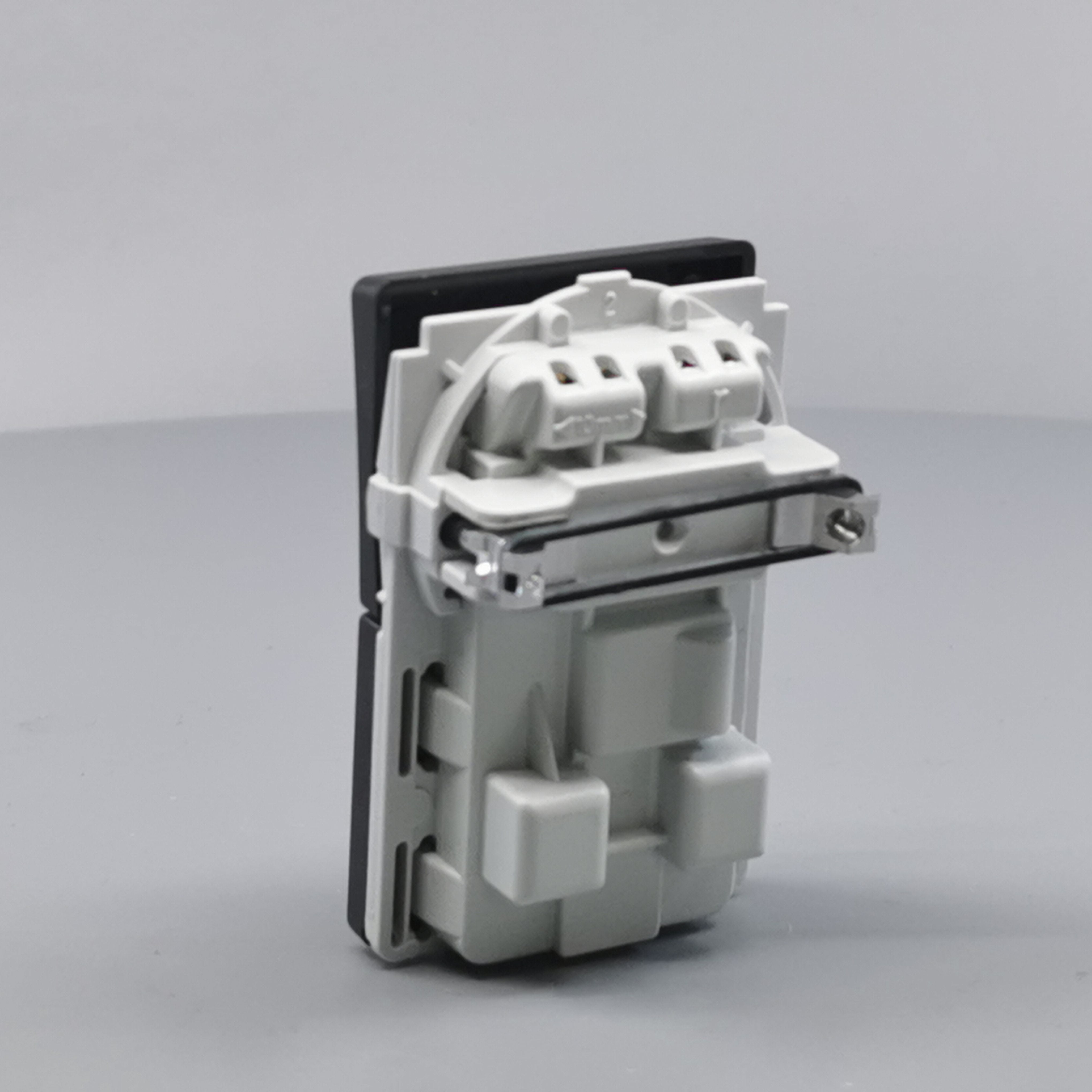 Fuga Stikkontakt 2-pol med jord koksgrå