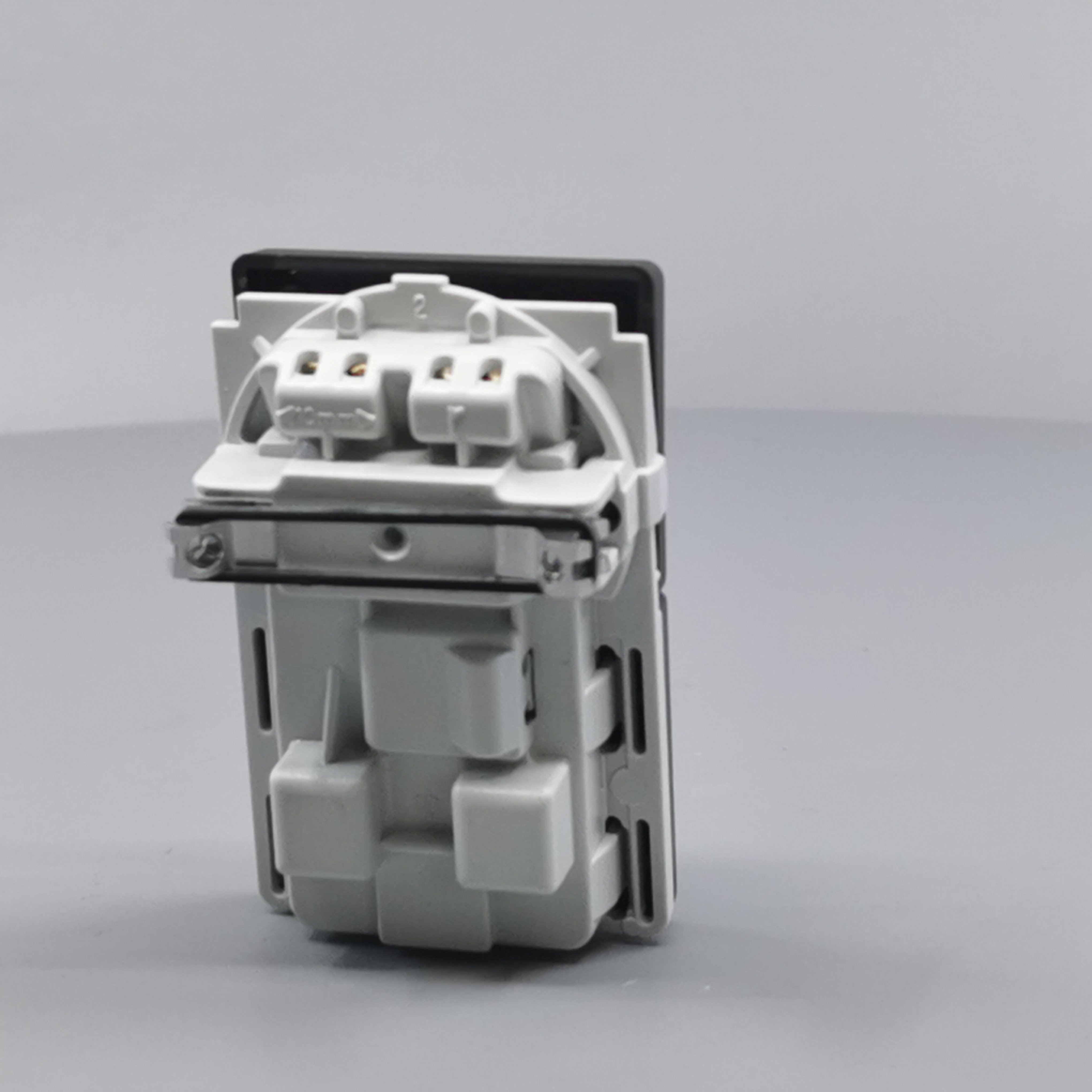 Fuga Stikkontakt 2-pol med jord koksgrå