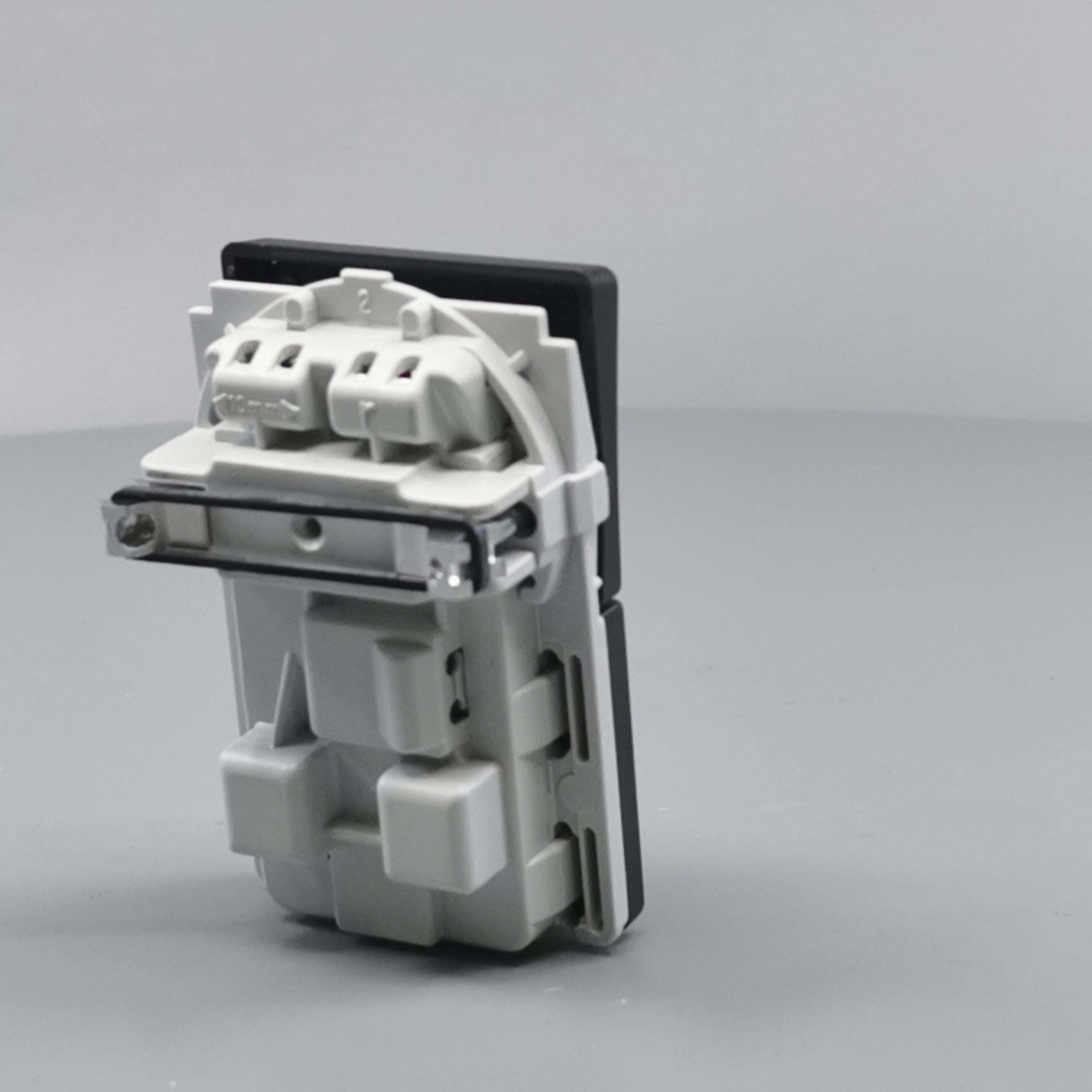 Fuga Stikkontakt 2-pol med jord koksgrå