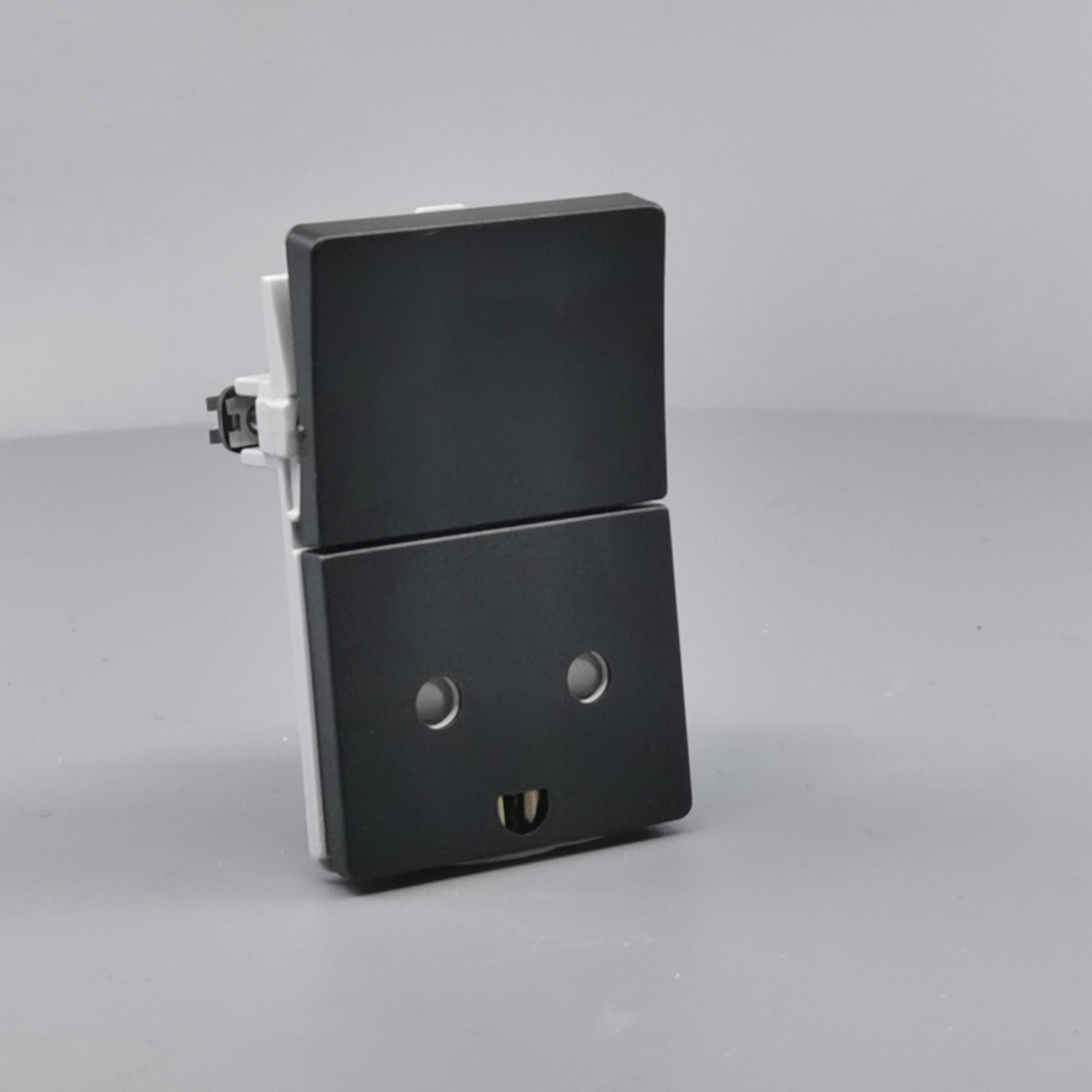 Fuga Stikkontakt 2-pol med jord koksgrå