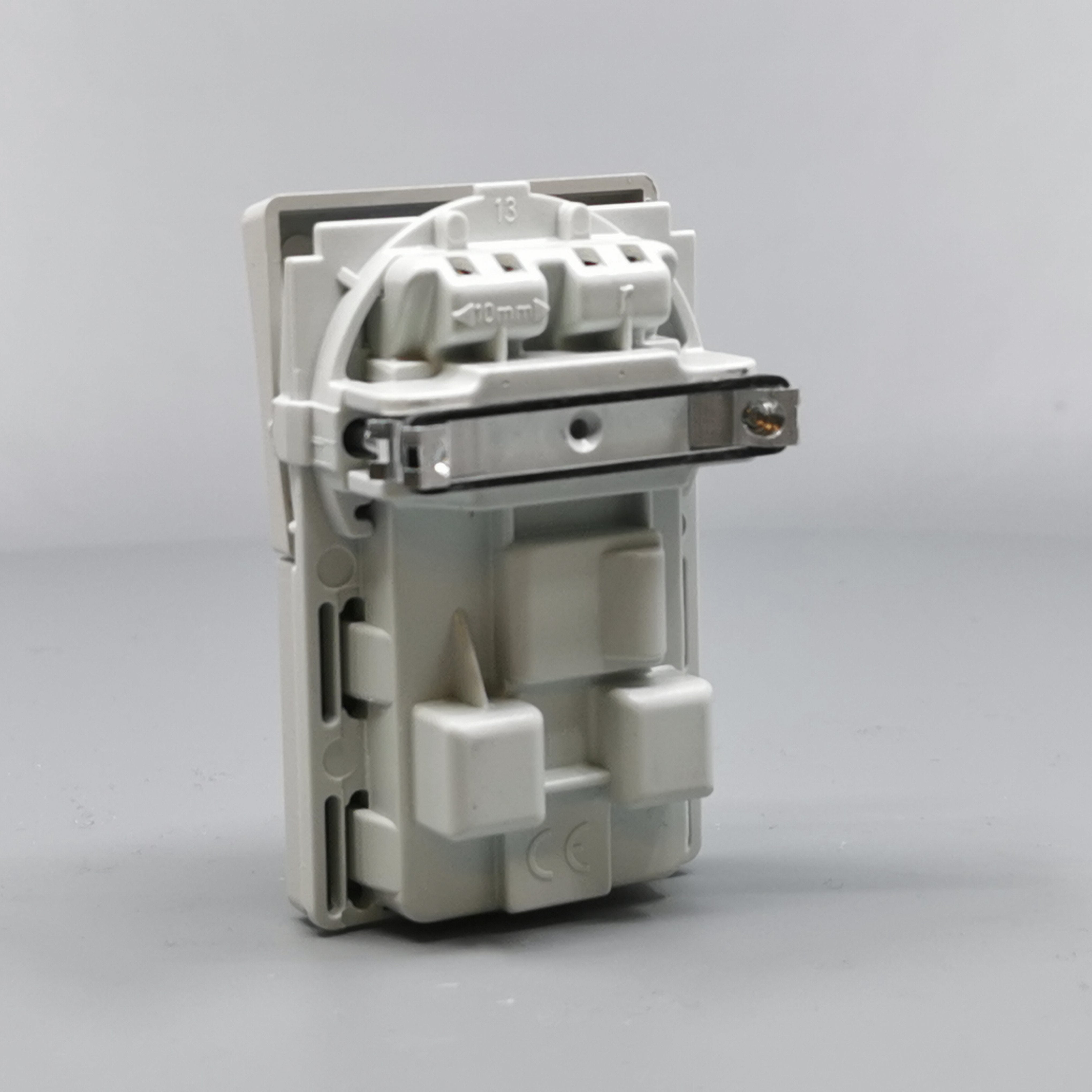 Fuga Stikkontakt 2-pol uden jord Lysegrå