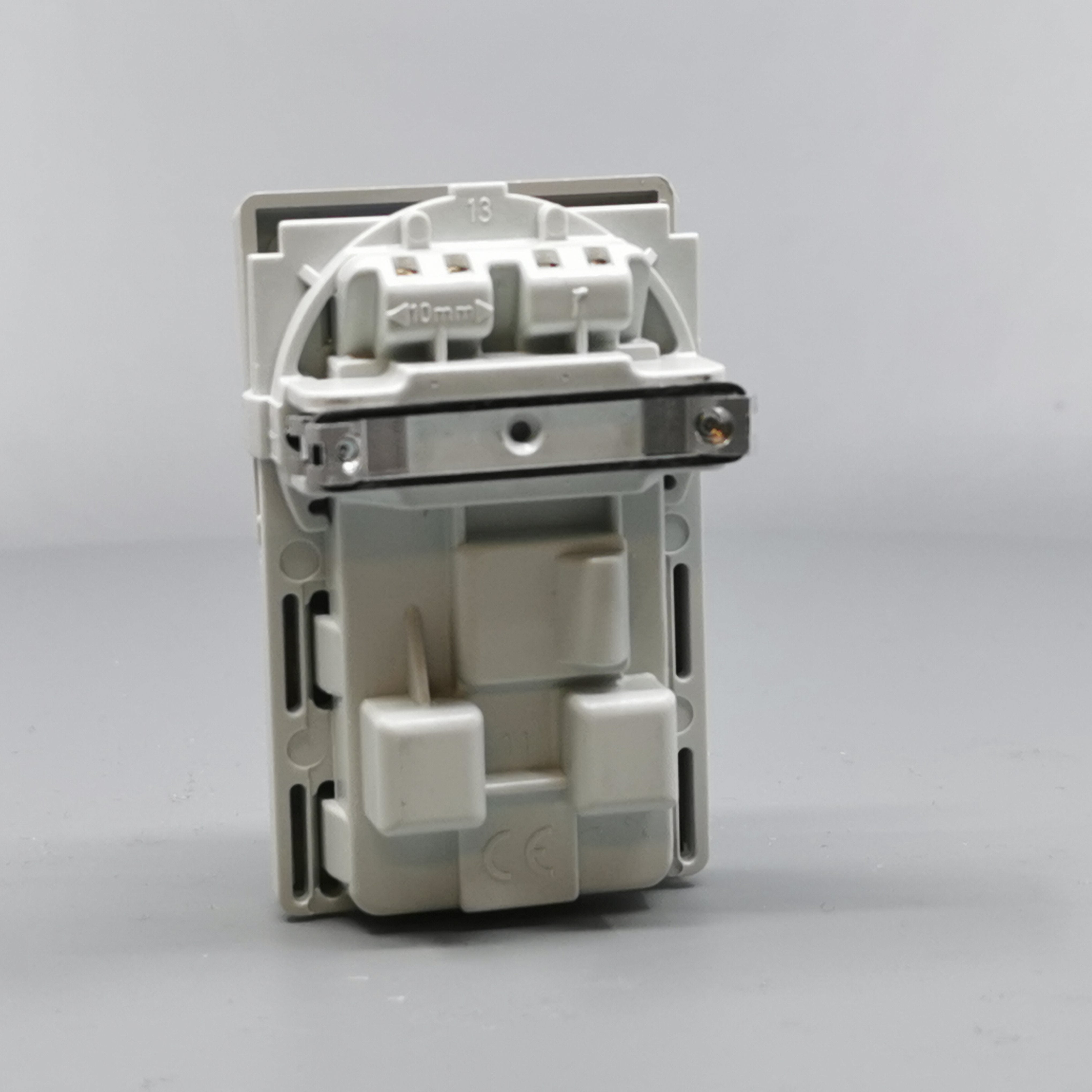 Fuga Stikkontakt 2-pol uden jord Lysegrå