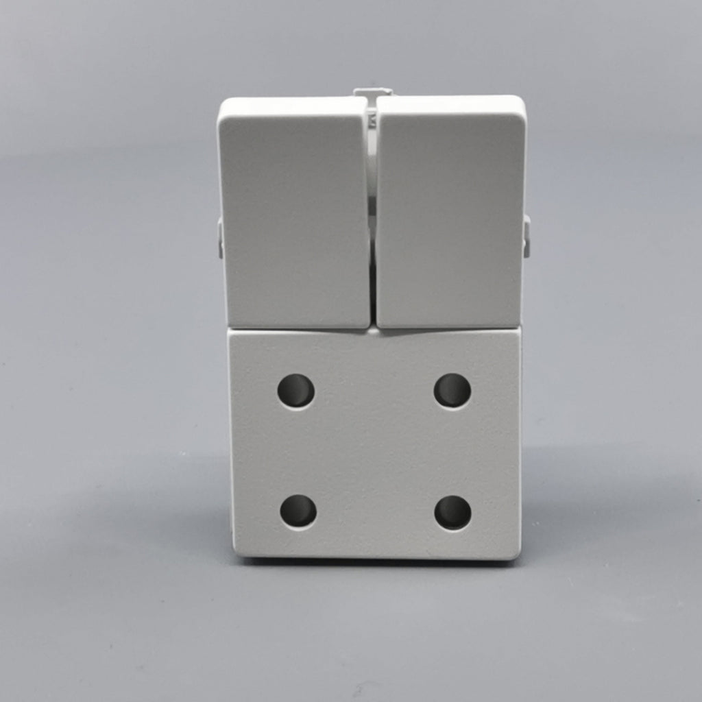 Fuga dobbelt stikkontakt med afbryder 1½ modul 2-pol - hvid