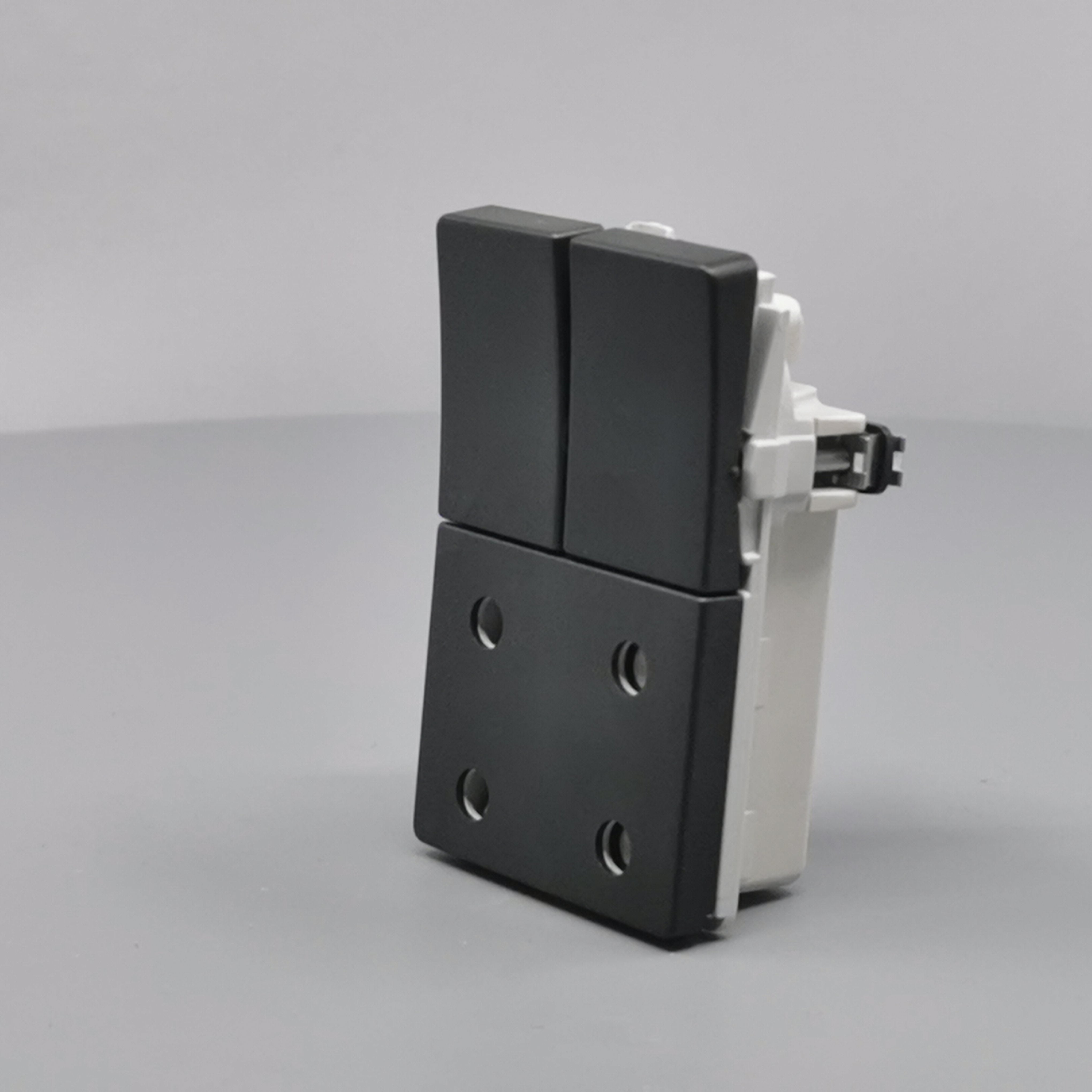 Fuga Stikkontakt dobbelt 2-pol koksgrå