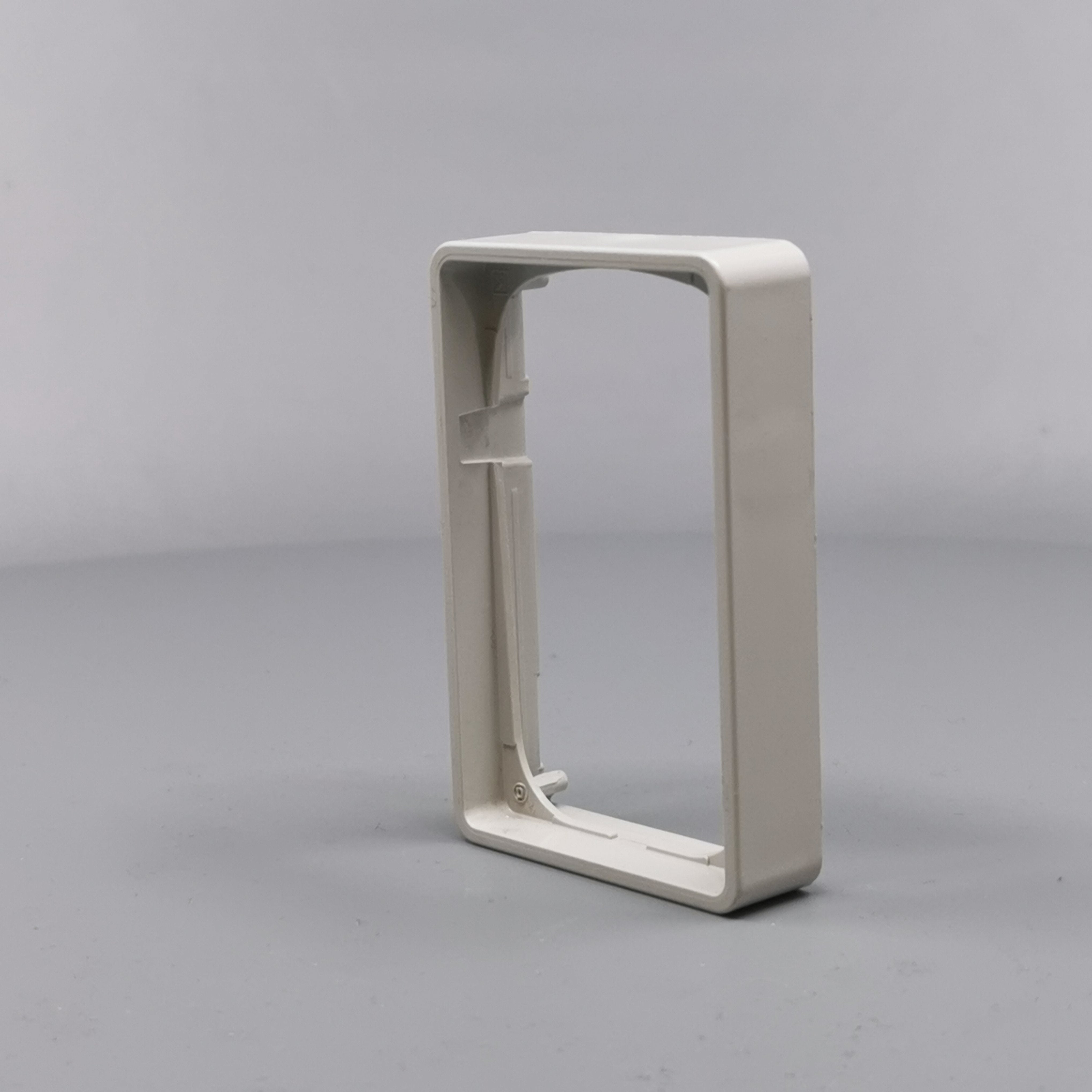 LK Fuga ramme Baseline 50 1½m 14mm høj - lysegrå