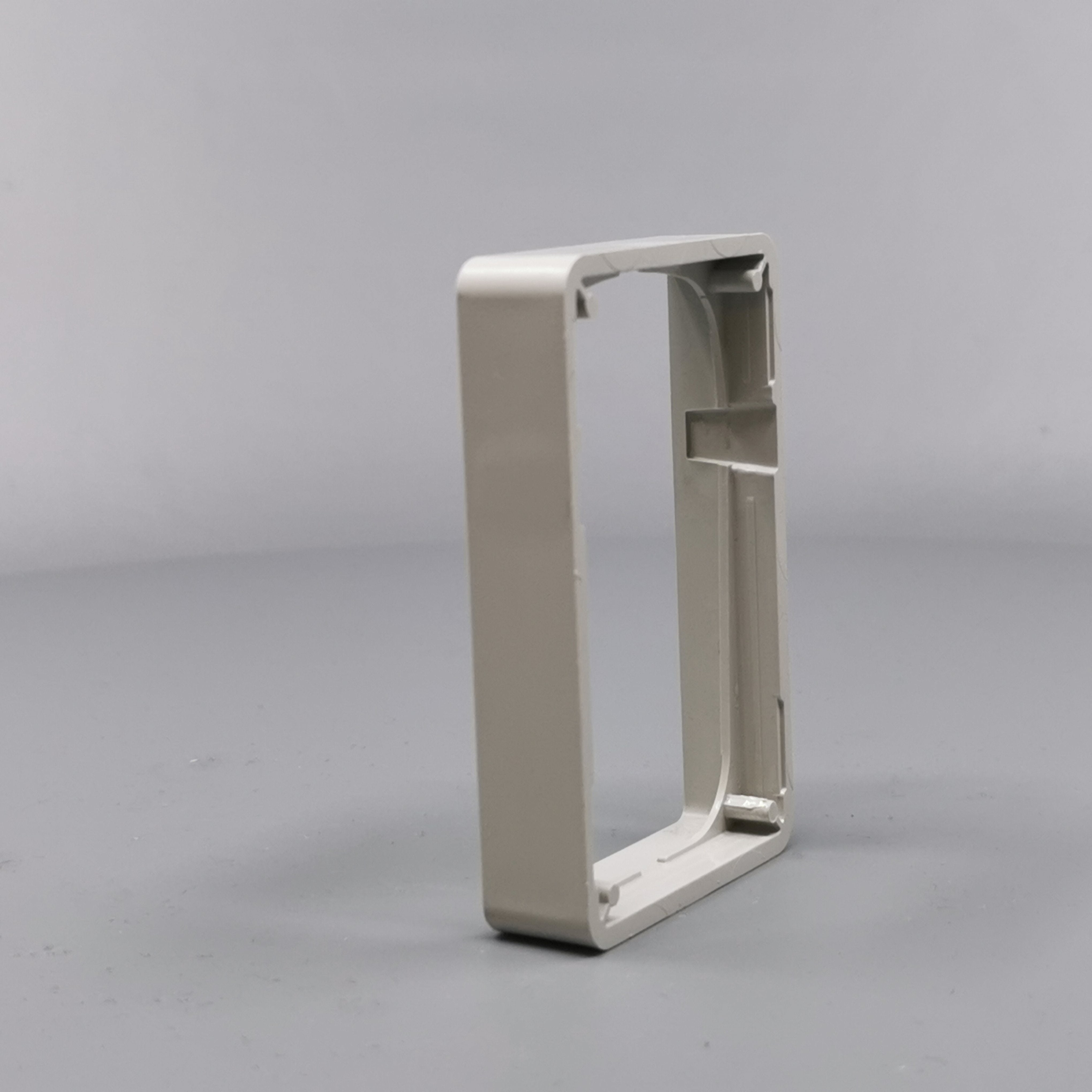 LK Fuga ramme Baseline 50 1½m 14mm høj - lysegrå