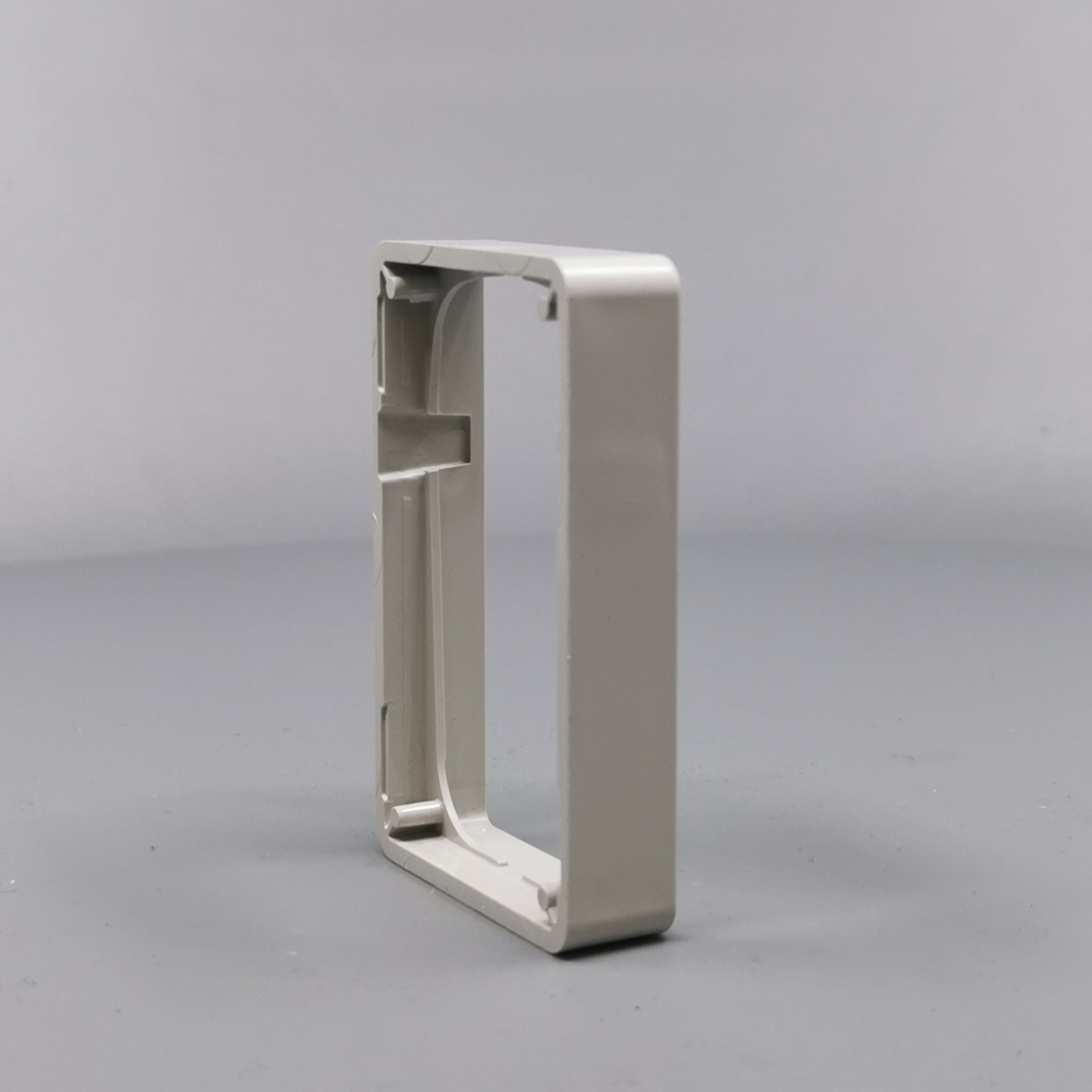 LK Fuga ramme Baseline 50 1½m 14mm høj - lysegrå