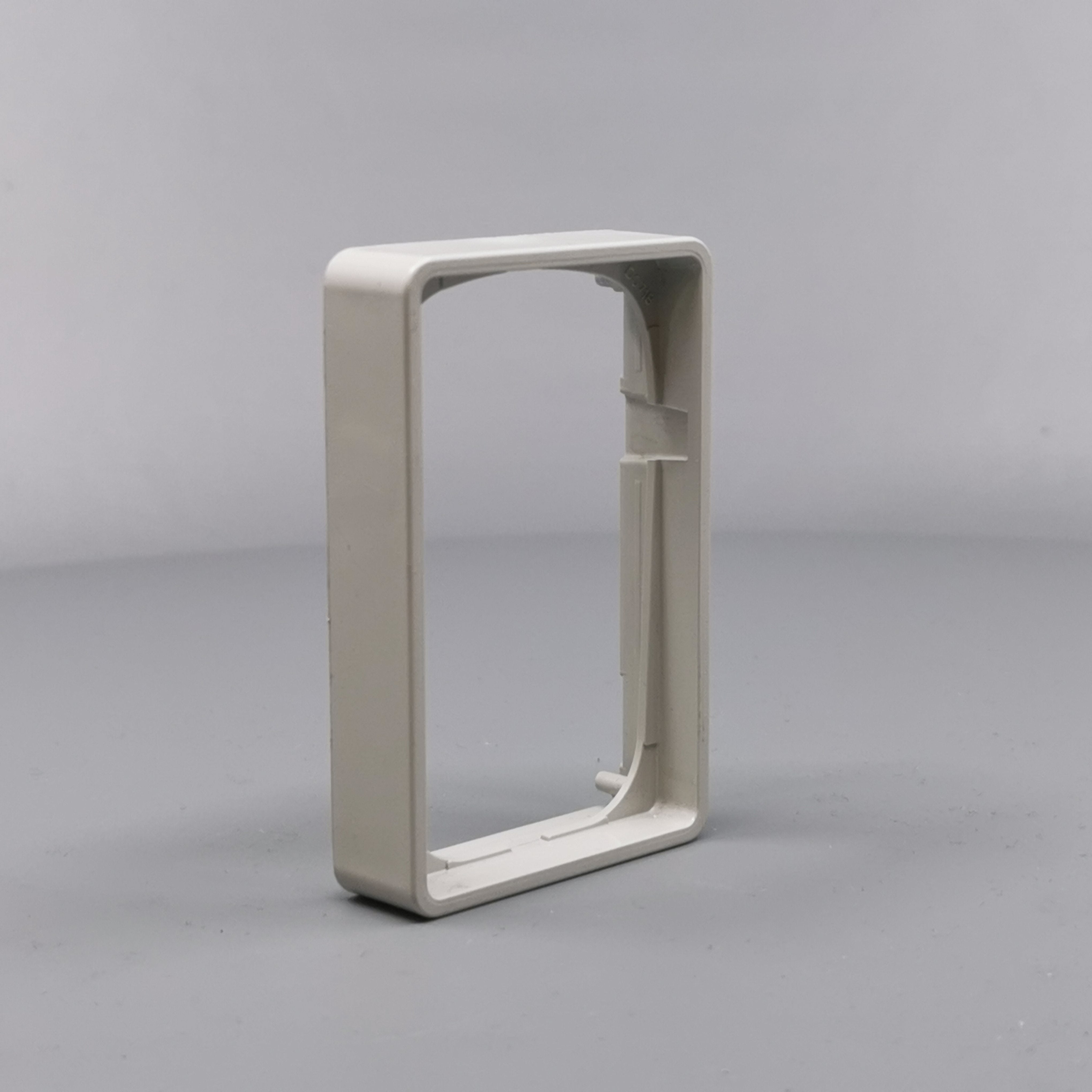 LK Fuga ramme Baseline 50 1½m 14mm høj - lysegrå