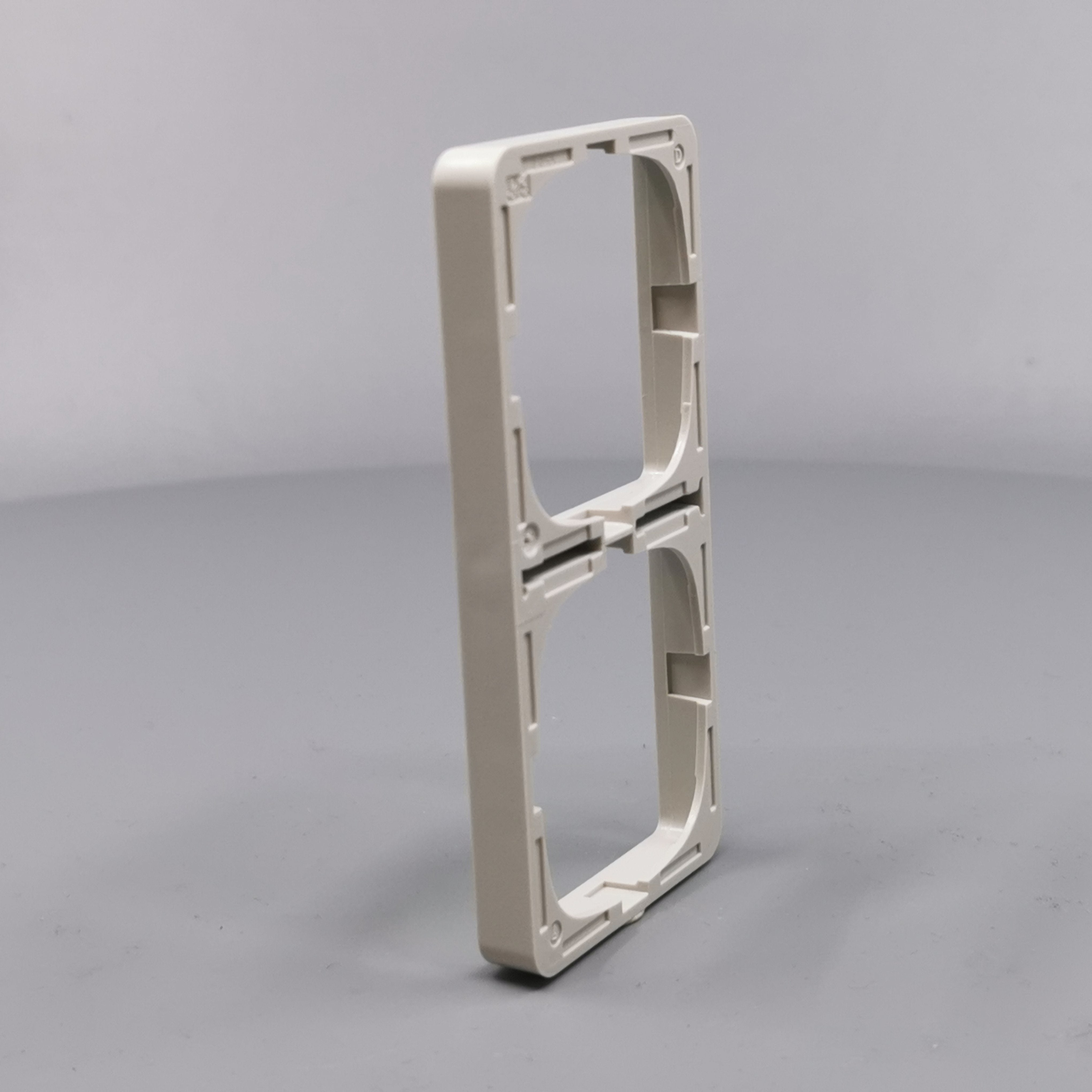 LK Fuga ramme Baseline 50 2m lodret - lysegrå