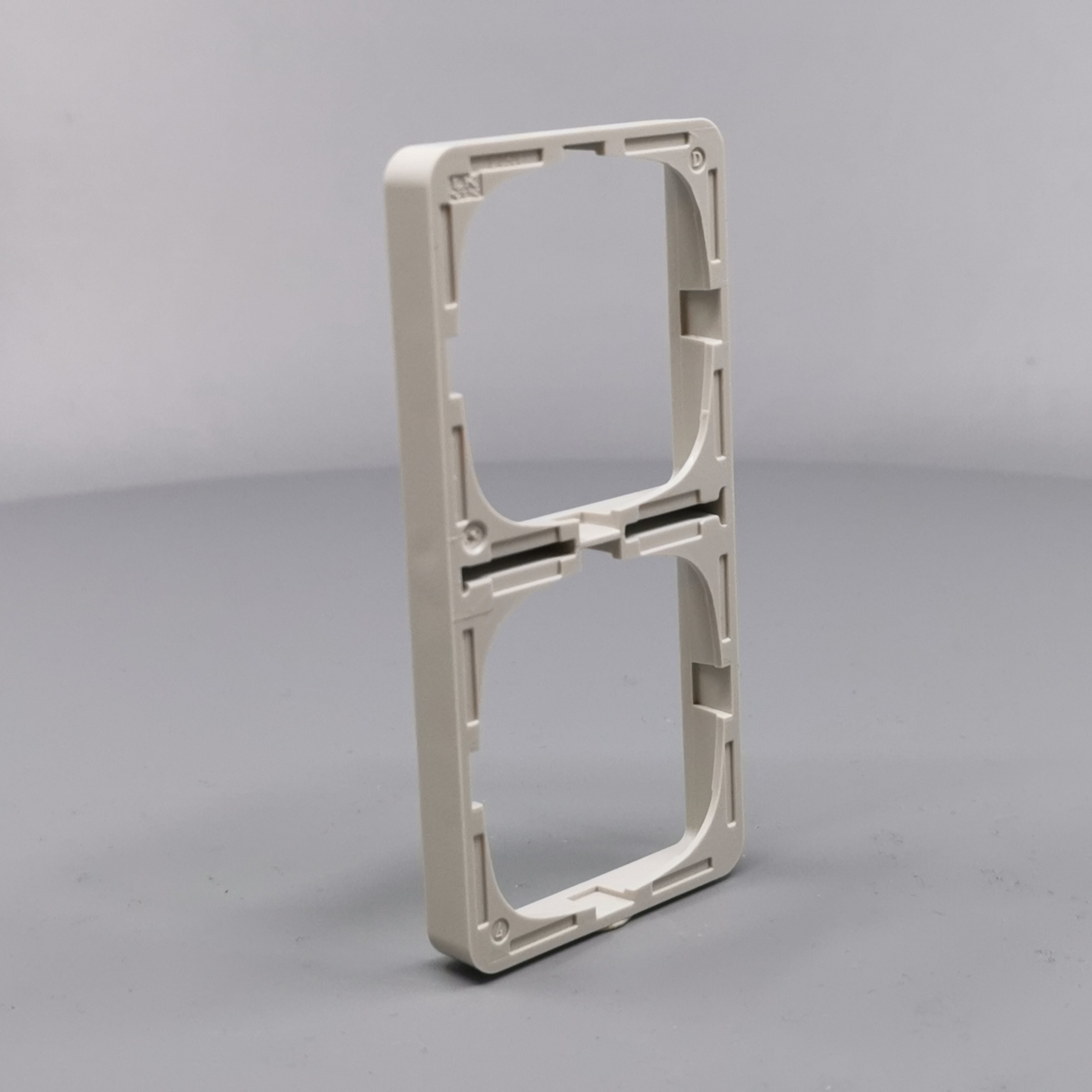 LK Fuga ramme Baseline 50 2m lodret - lysegrå