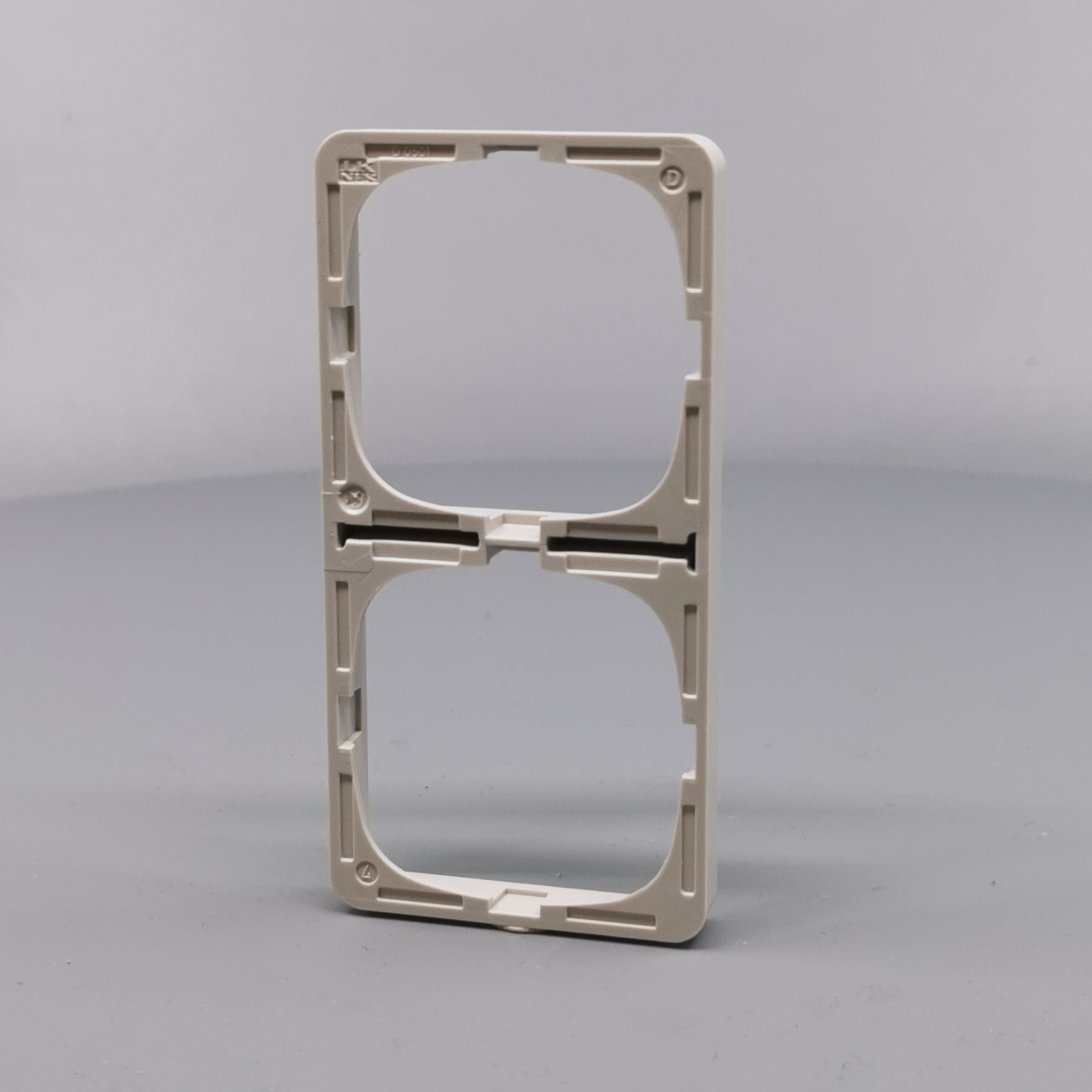 LK Fuga ramme Baseline 50 2m lodret - lysegrå