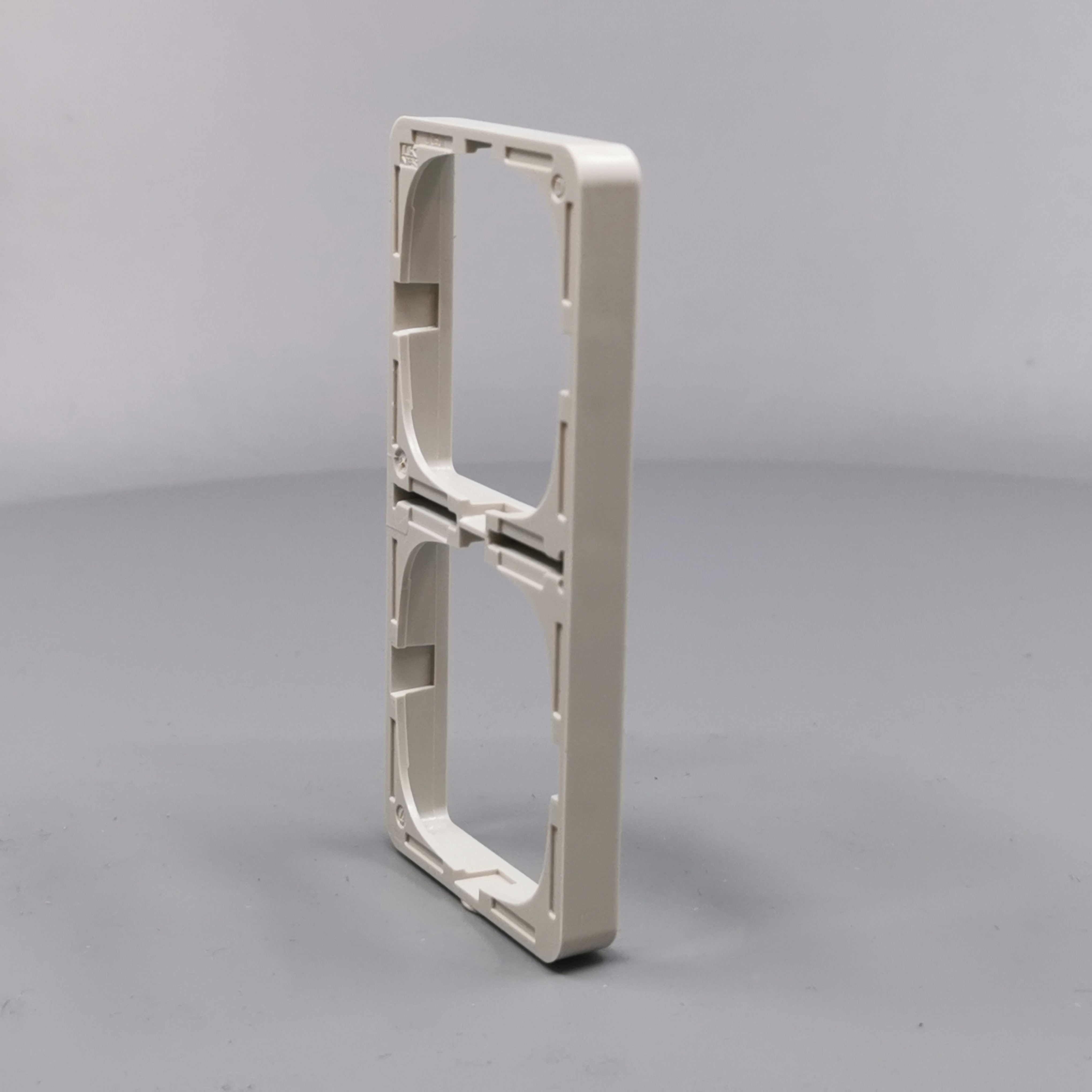 LK Fuga ramme Baseline 50 2m lodret - lysegrå