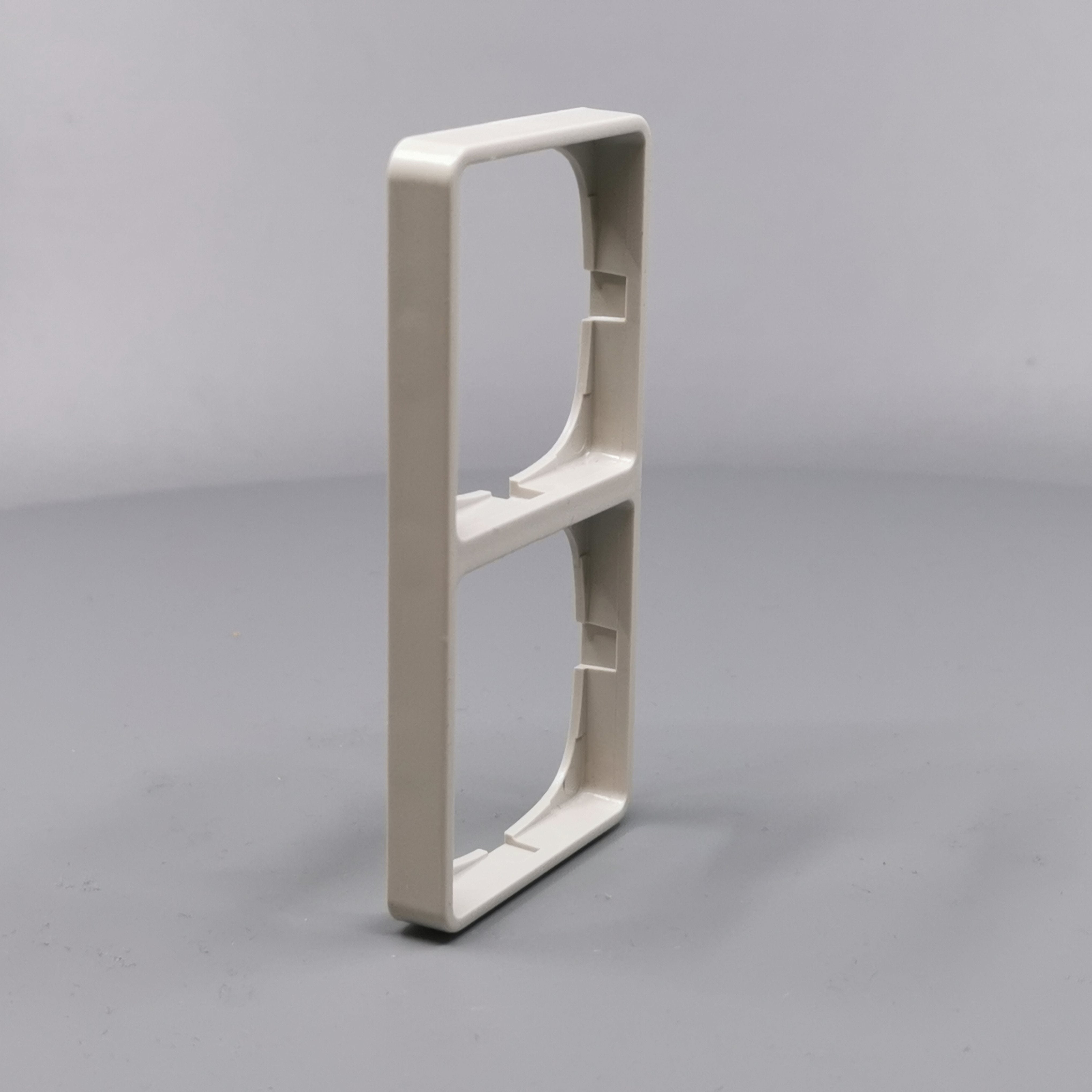 LK Fuga ramme Baseline 50 2m lodret - lysegrå