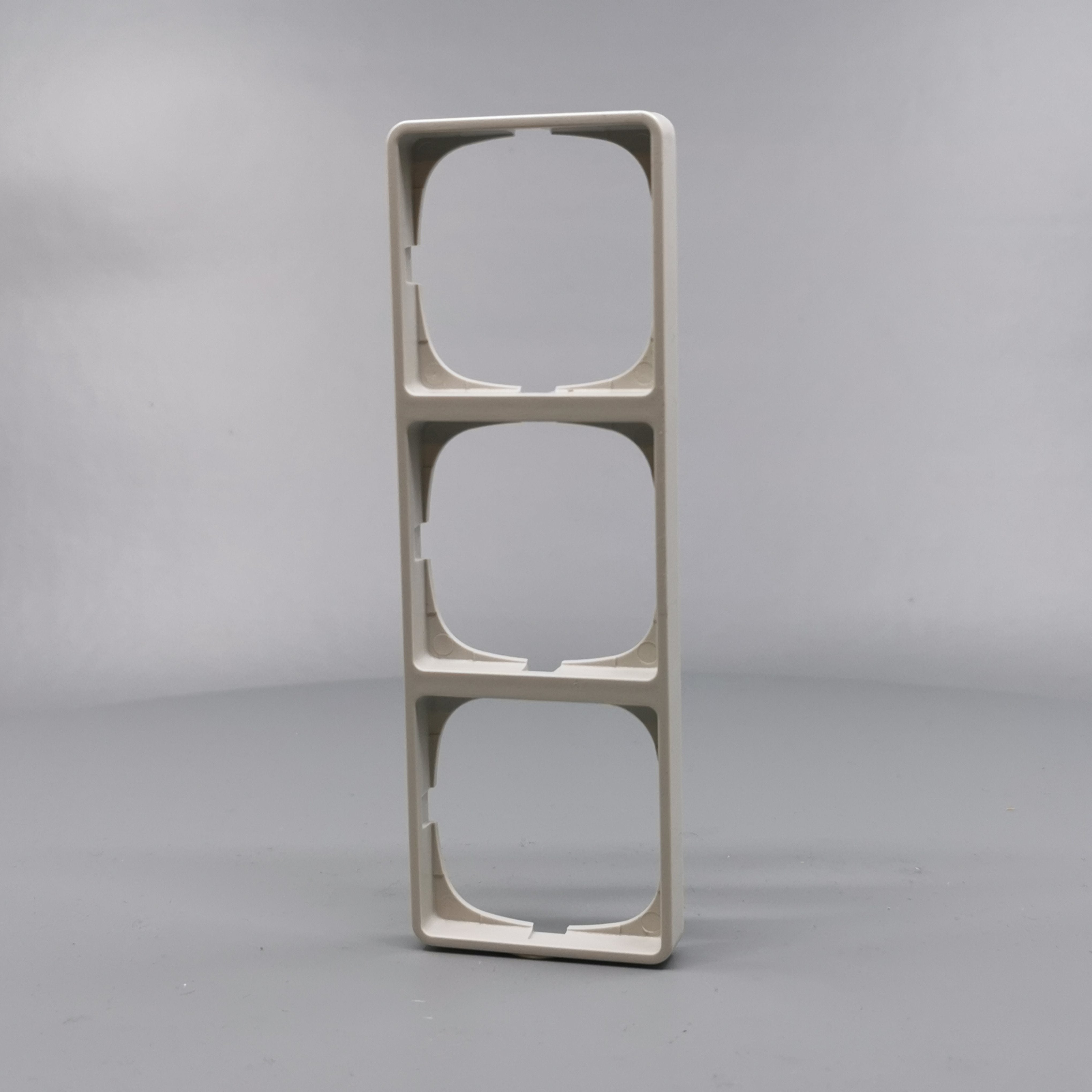 LK Fuga ramme Baseline 50 3m - lysegrå