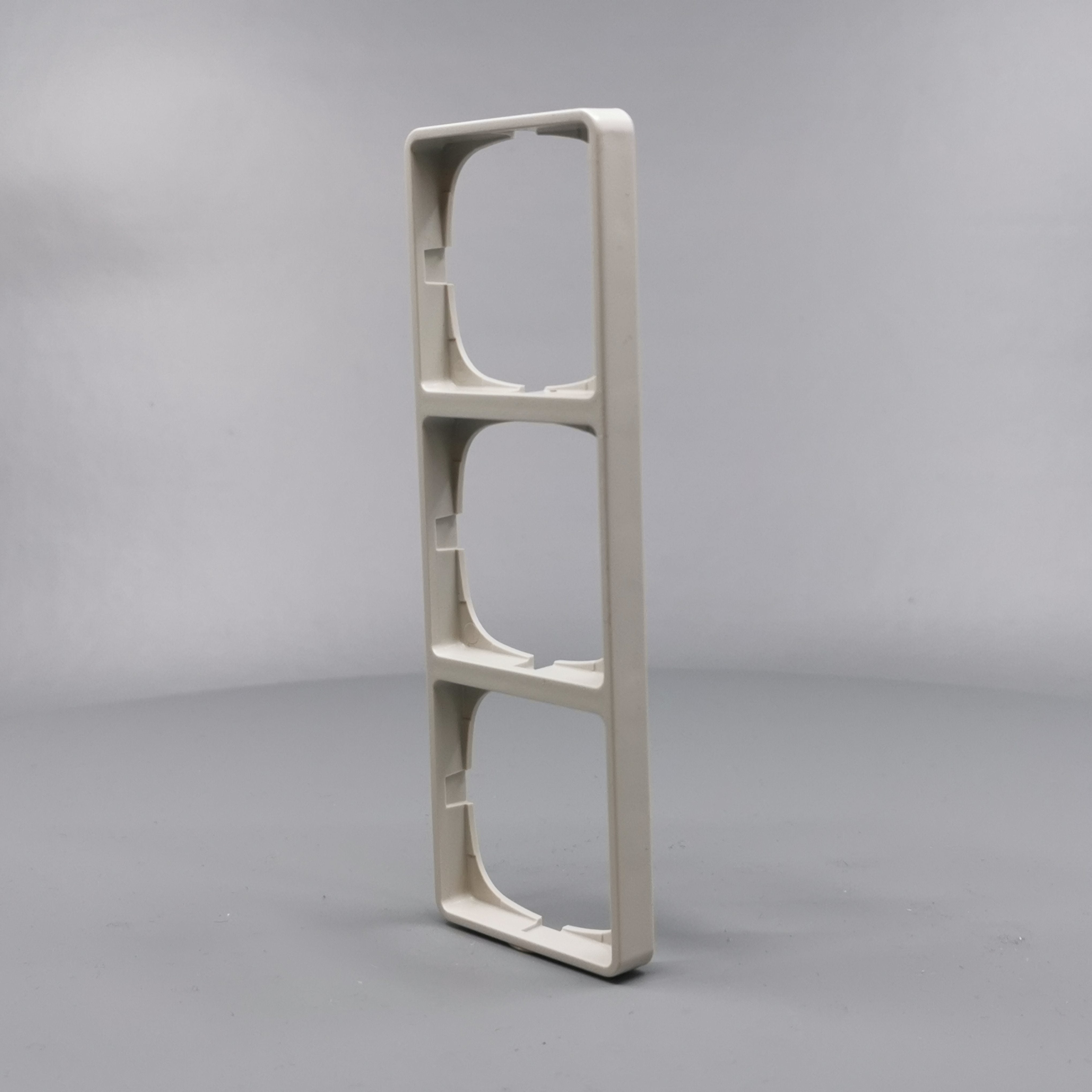 LK Fuga ramme Baseline 50 3m - lysegrå