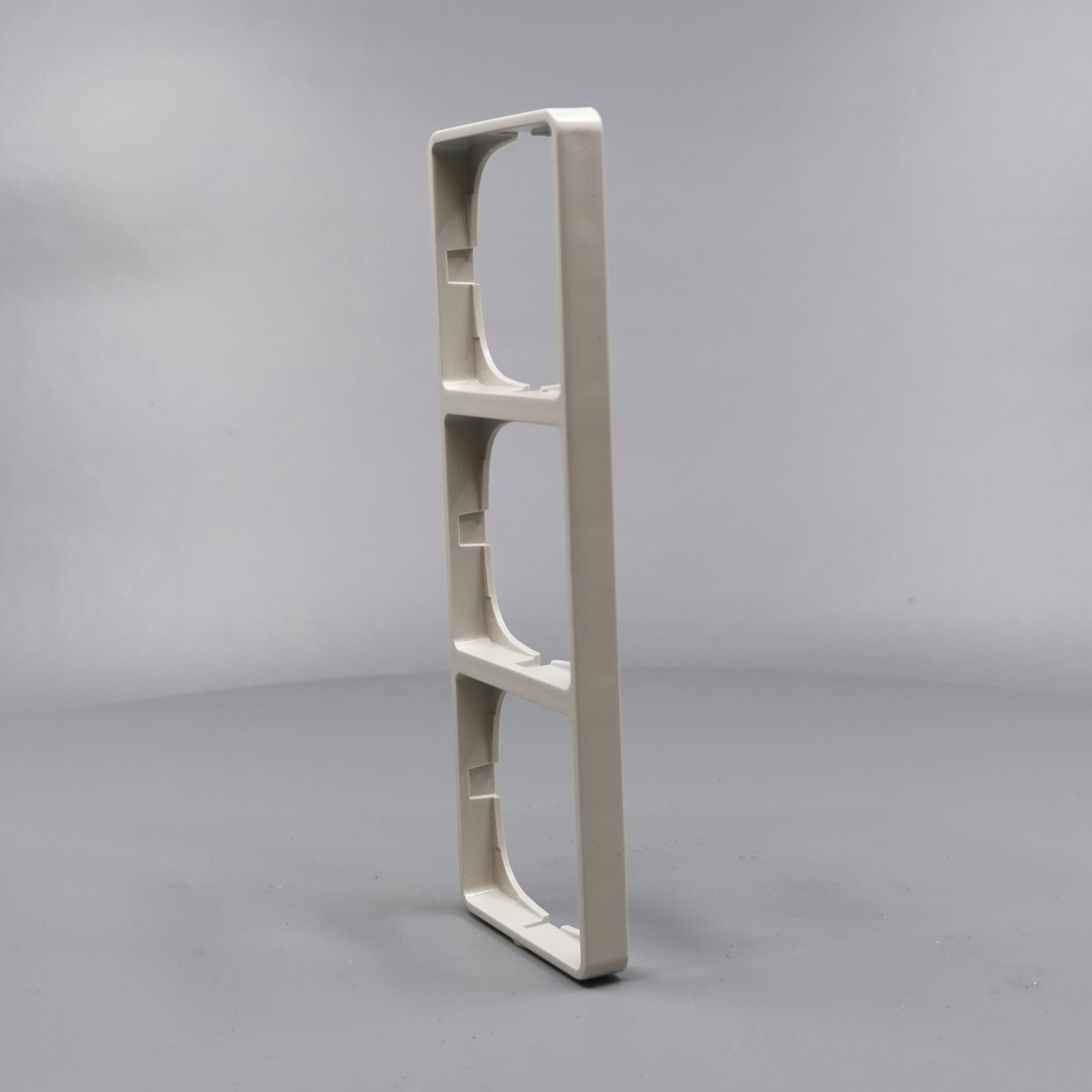 LK Fuga ramme Baseline 50 3m - lysegrå