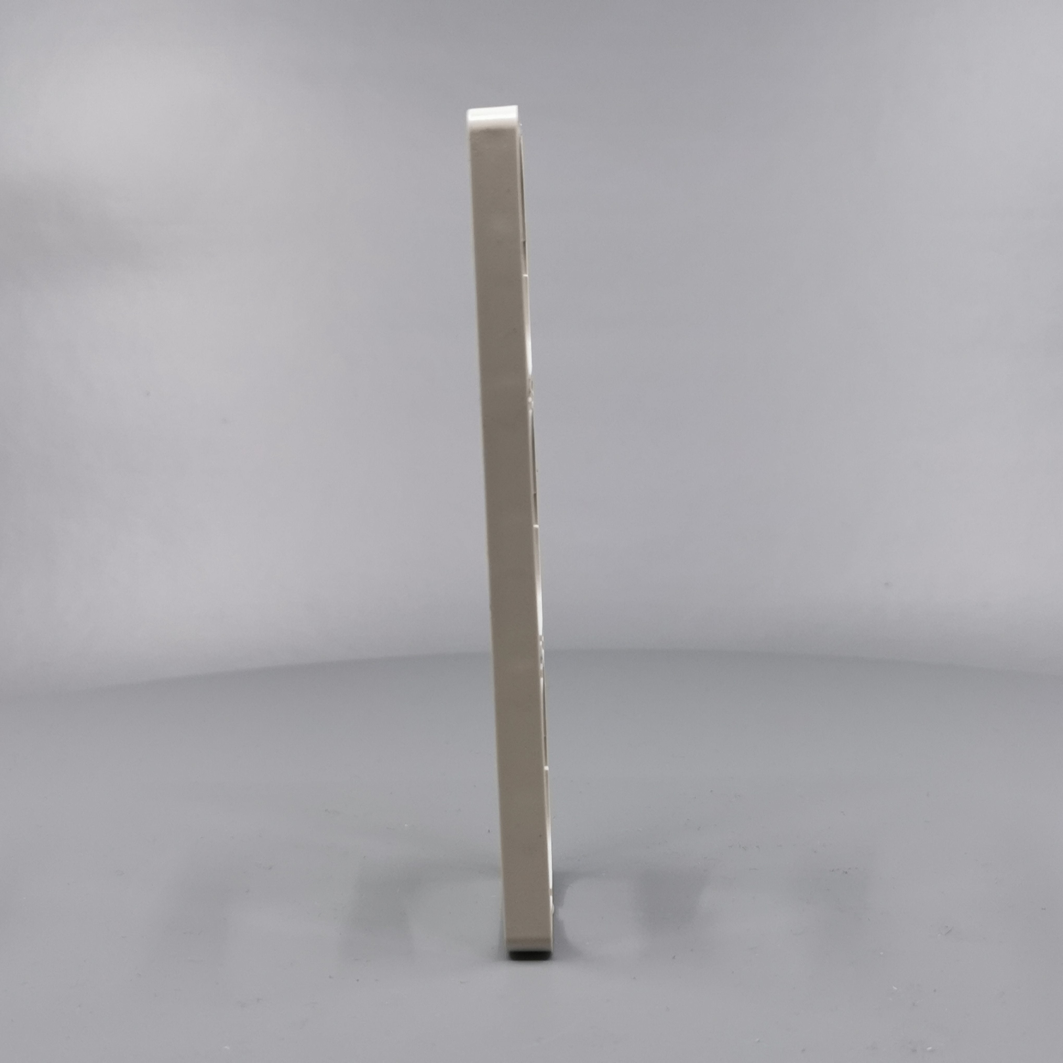 LK Fuga ramme Baseline 50 3m - lysegrå