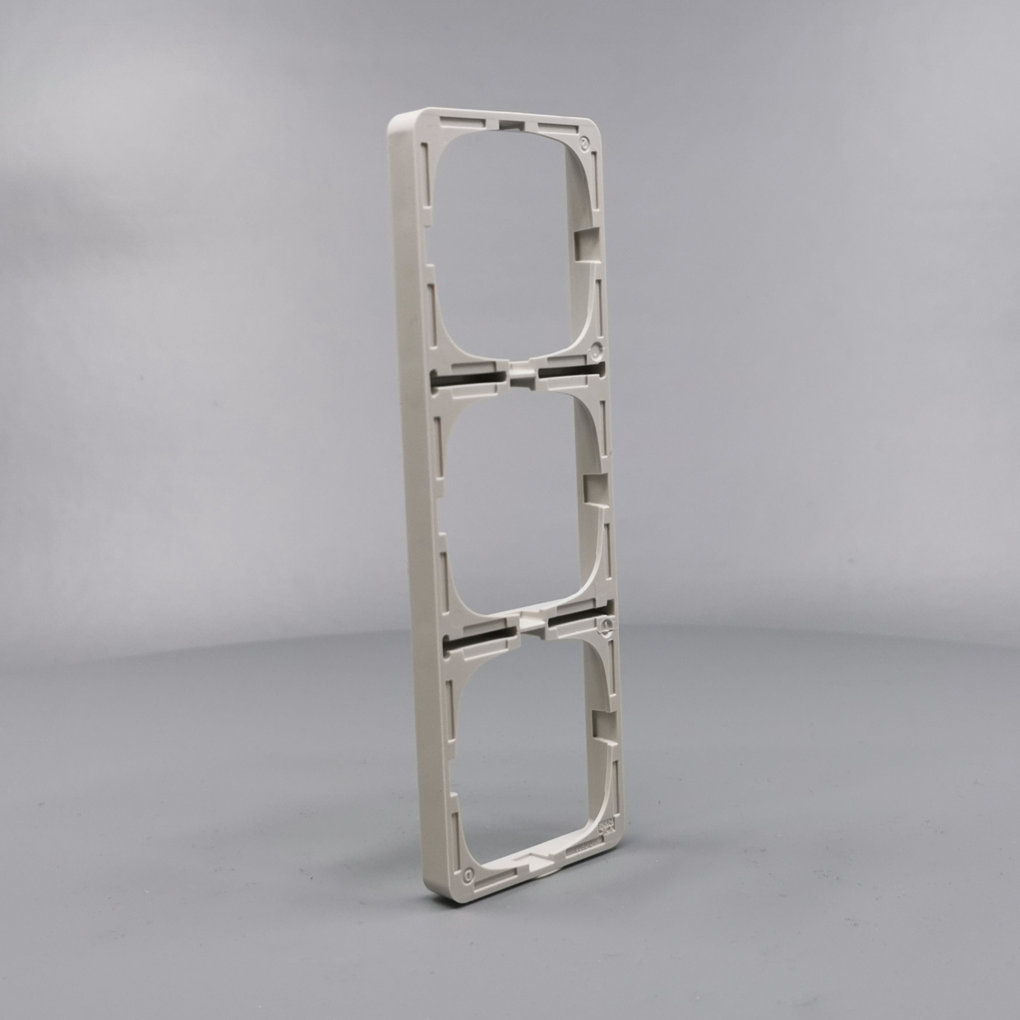 LK Fuga ramme Baseline 50 3m - lysegrå