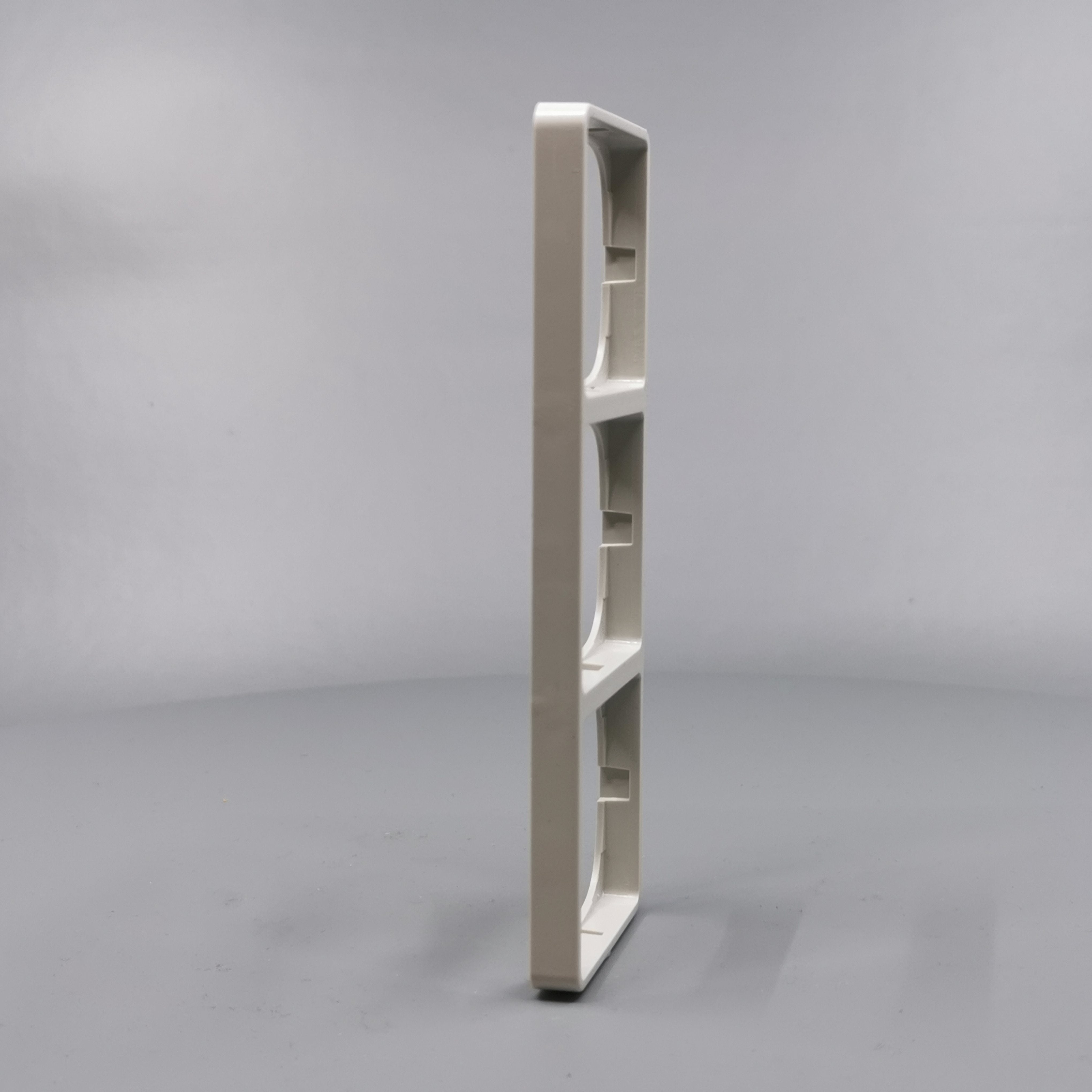 LK Fuga ramme Baseline 50 3m - lysegrå