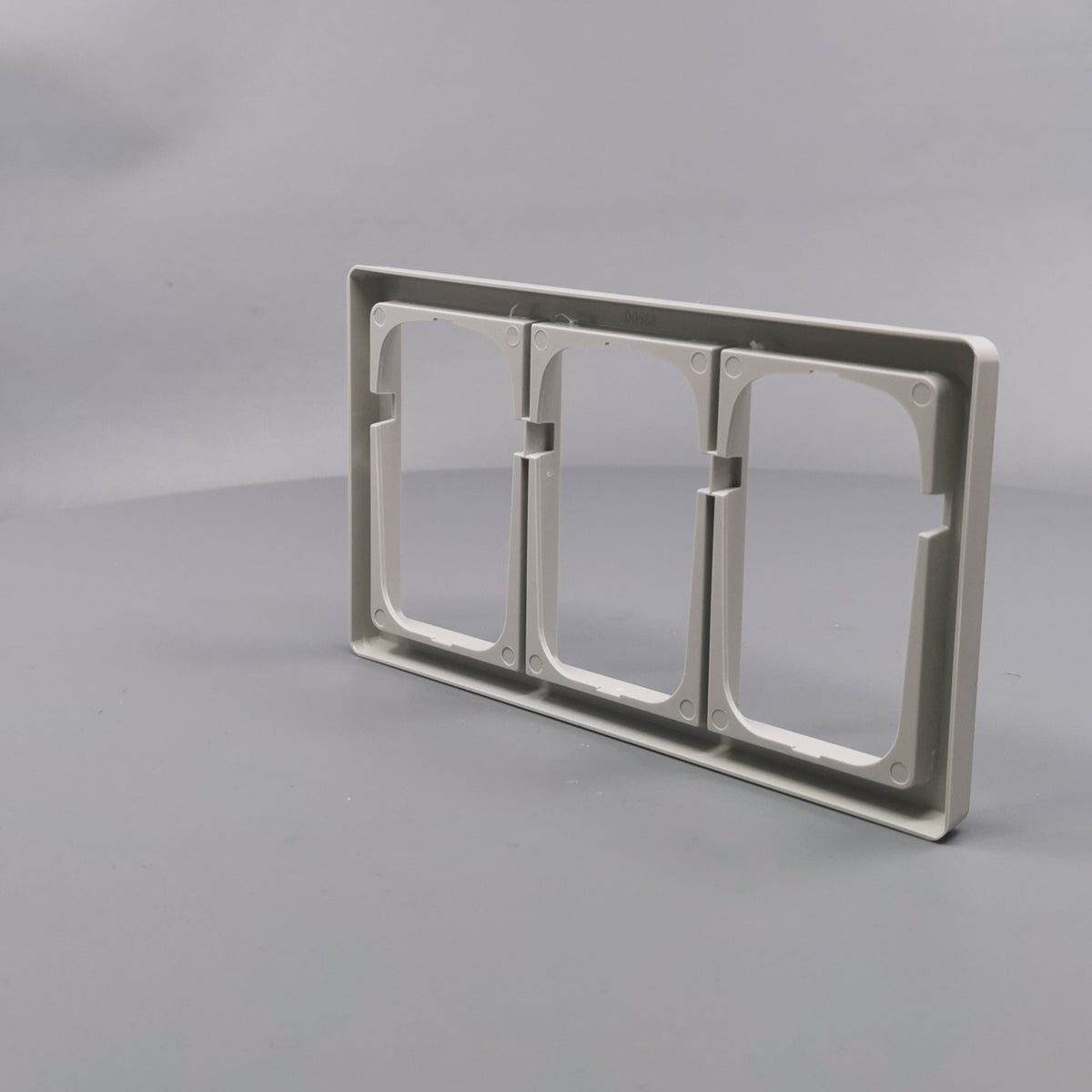 LK Fuga ramme Baseline 63 3x1½m - lysegrå (360° frame 16)