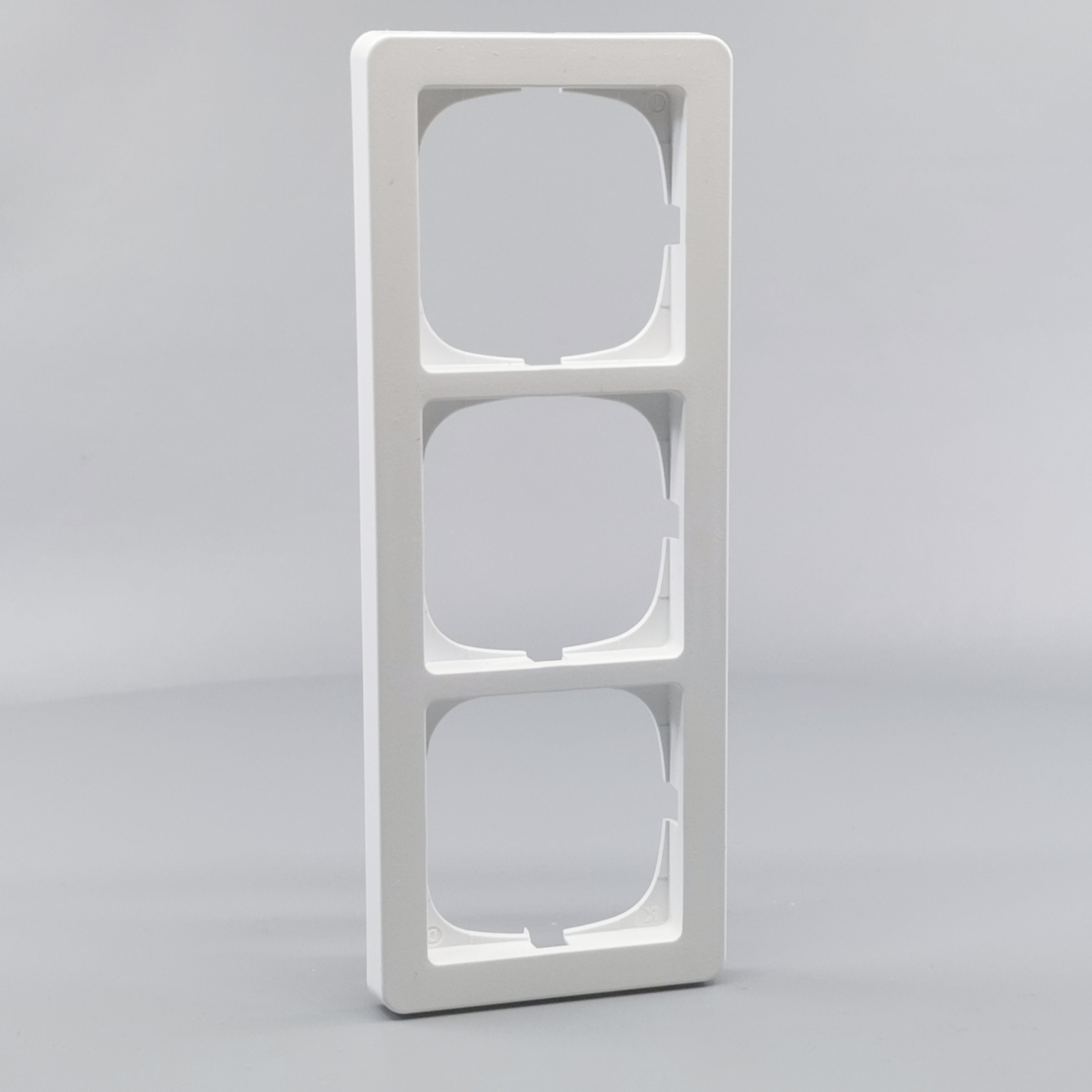 LK Fuga ramme Baseline 63 3m - hvid