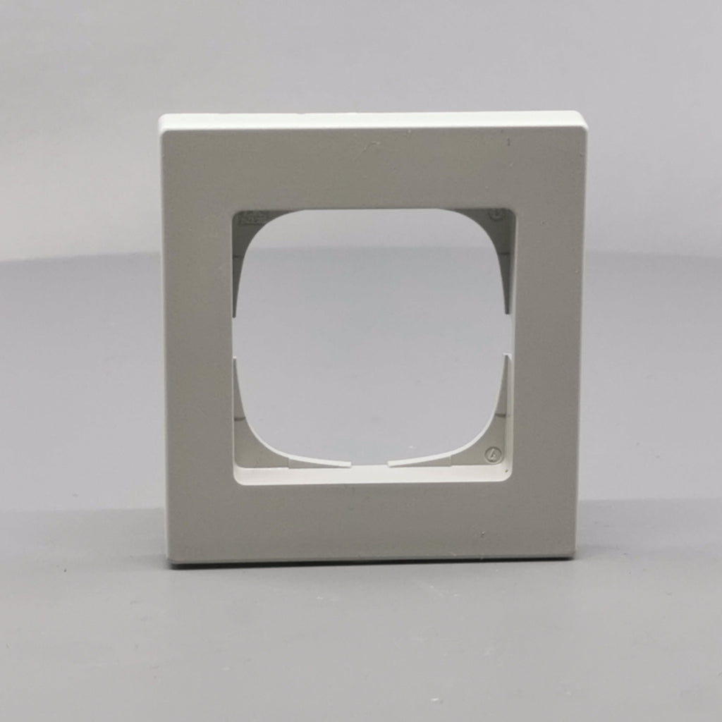 LK Fuga ramme Baseline 68 1m - lysegrå