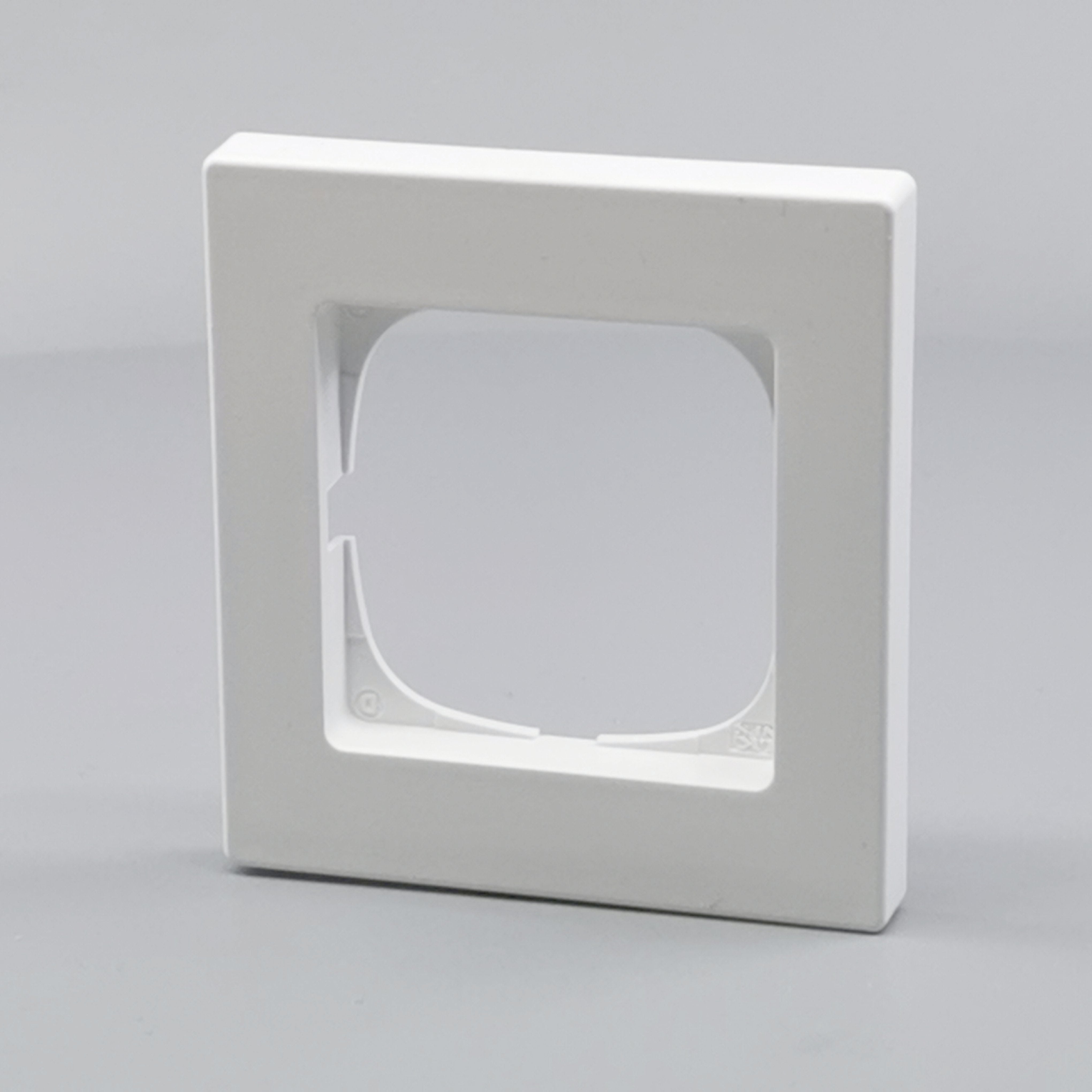 LK Fuga ramme Baseline 68 1m - hvid