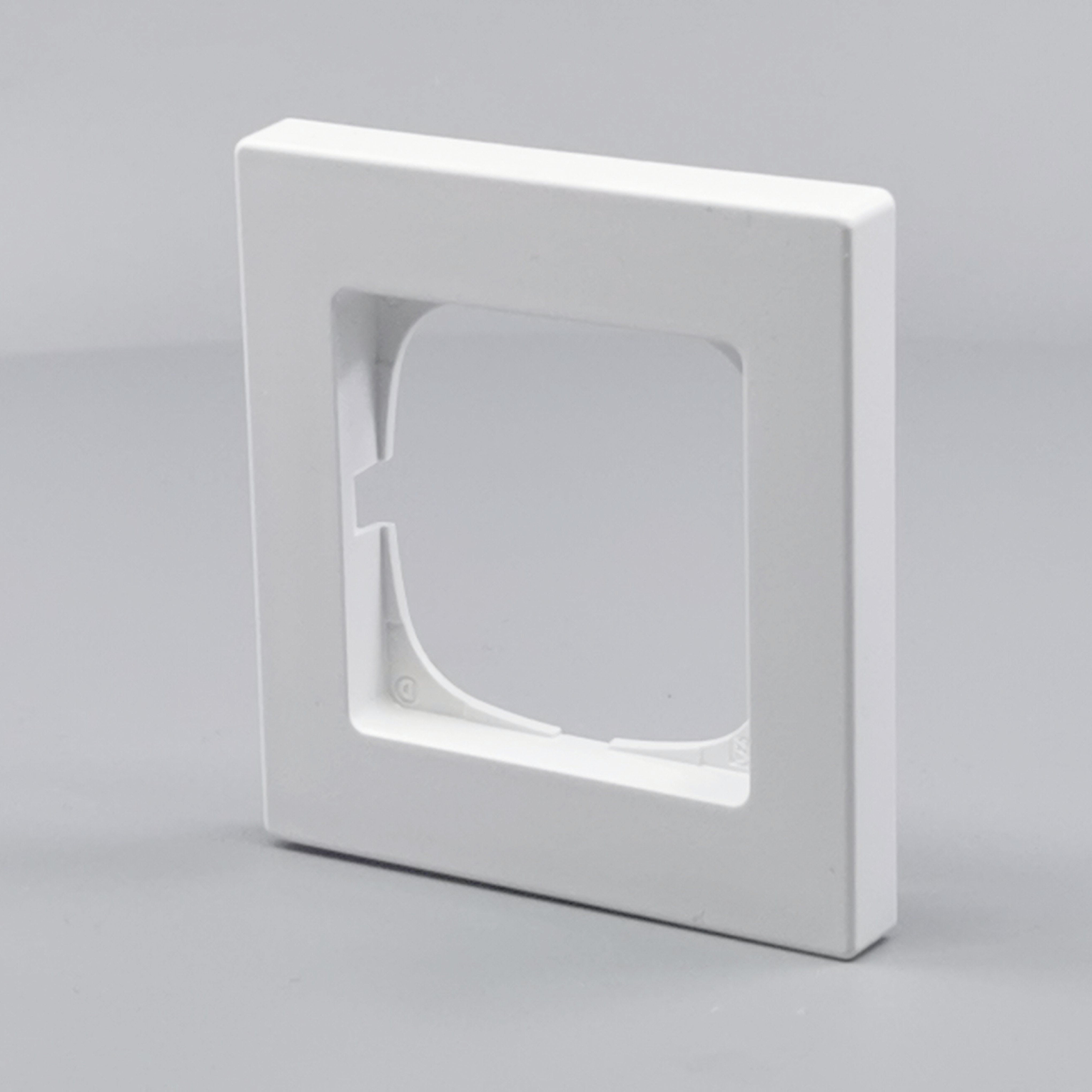 LK Fuga ramme Baseline 68 1m - hvid