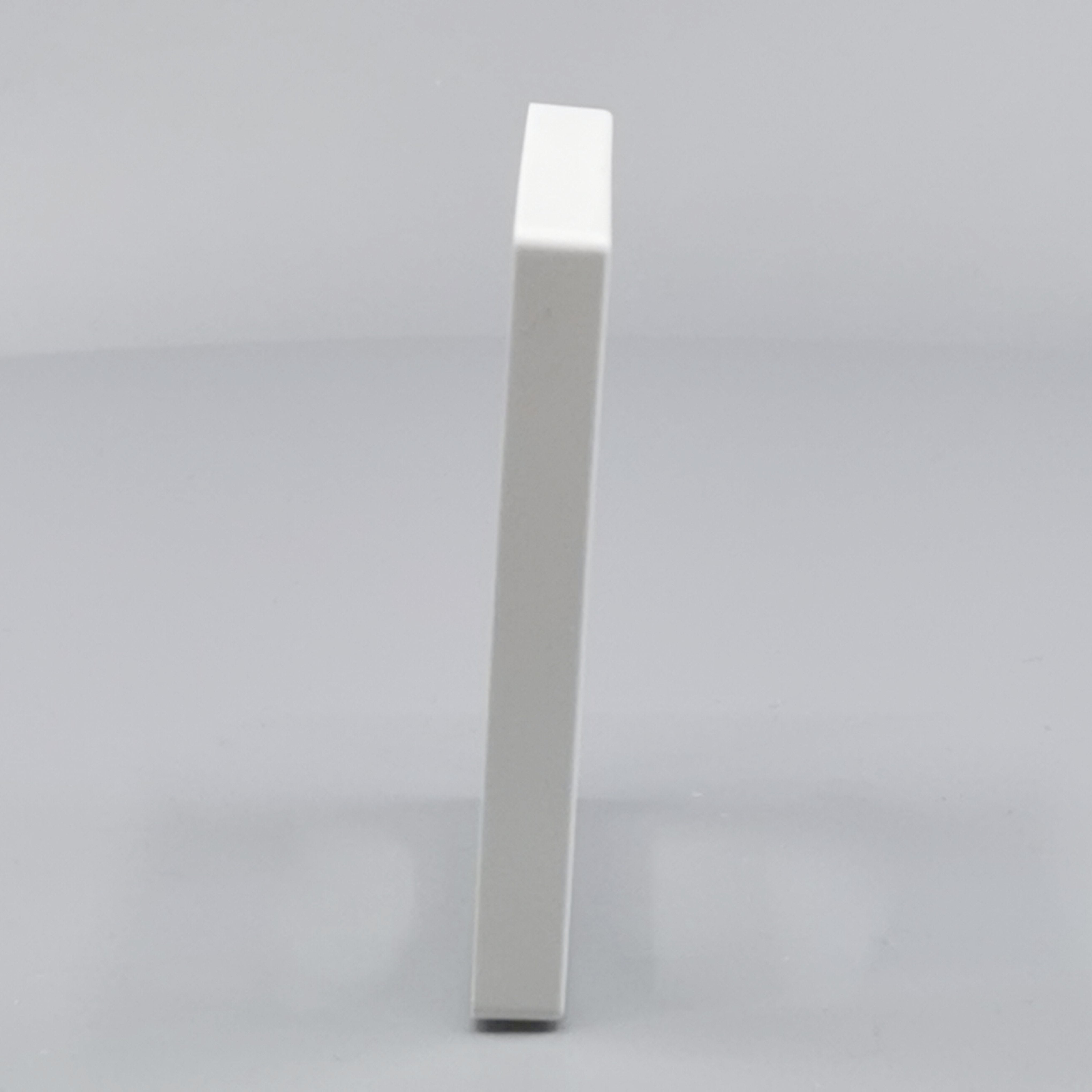 LK Fuga ramme Baseline 68 1m - hvid