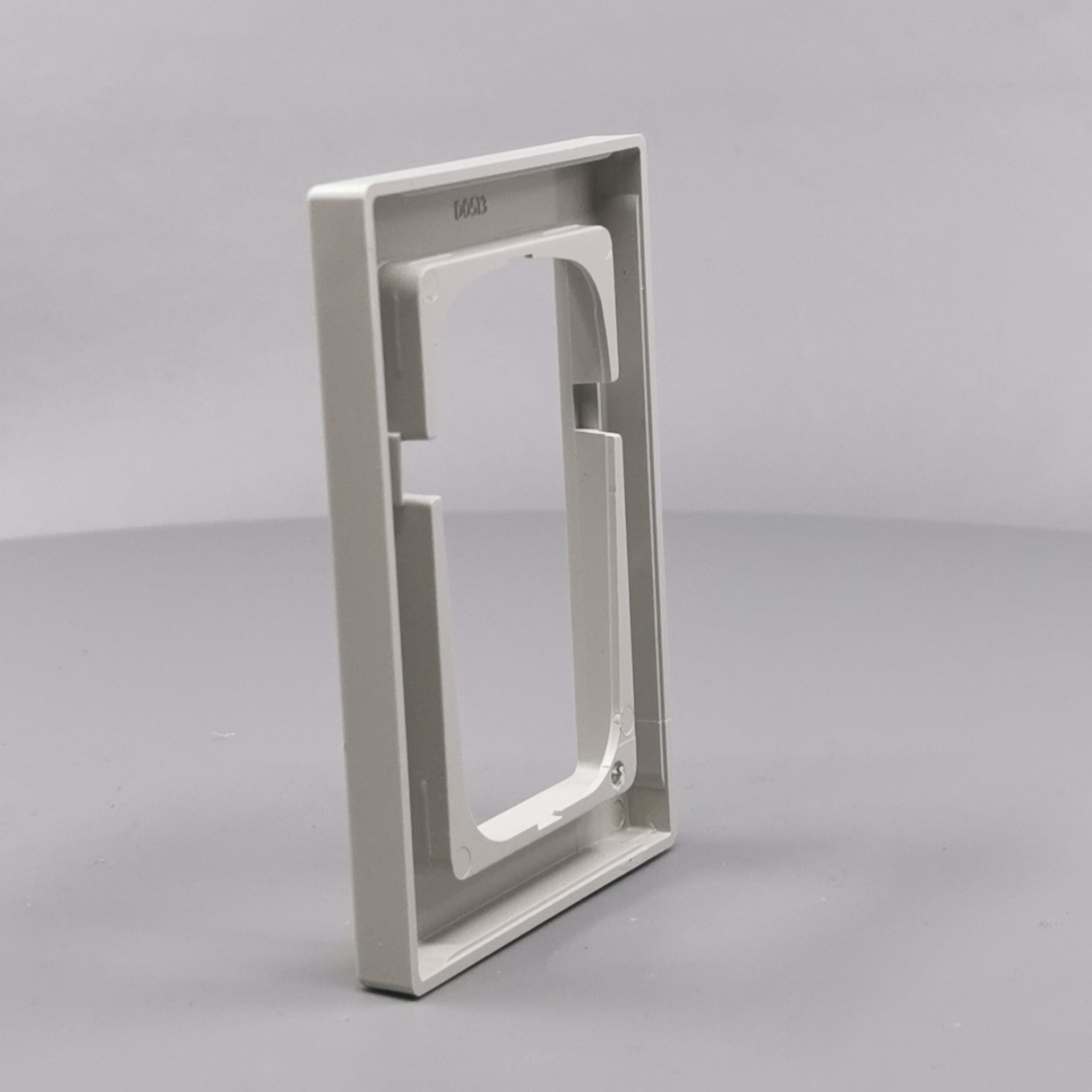 LK Fuga ramme Baseline 68 1½m symmetrisk - lysegrå