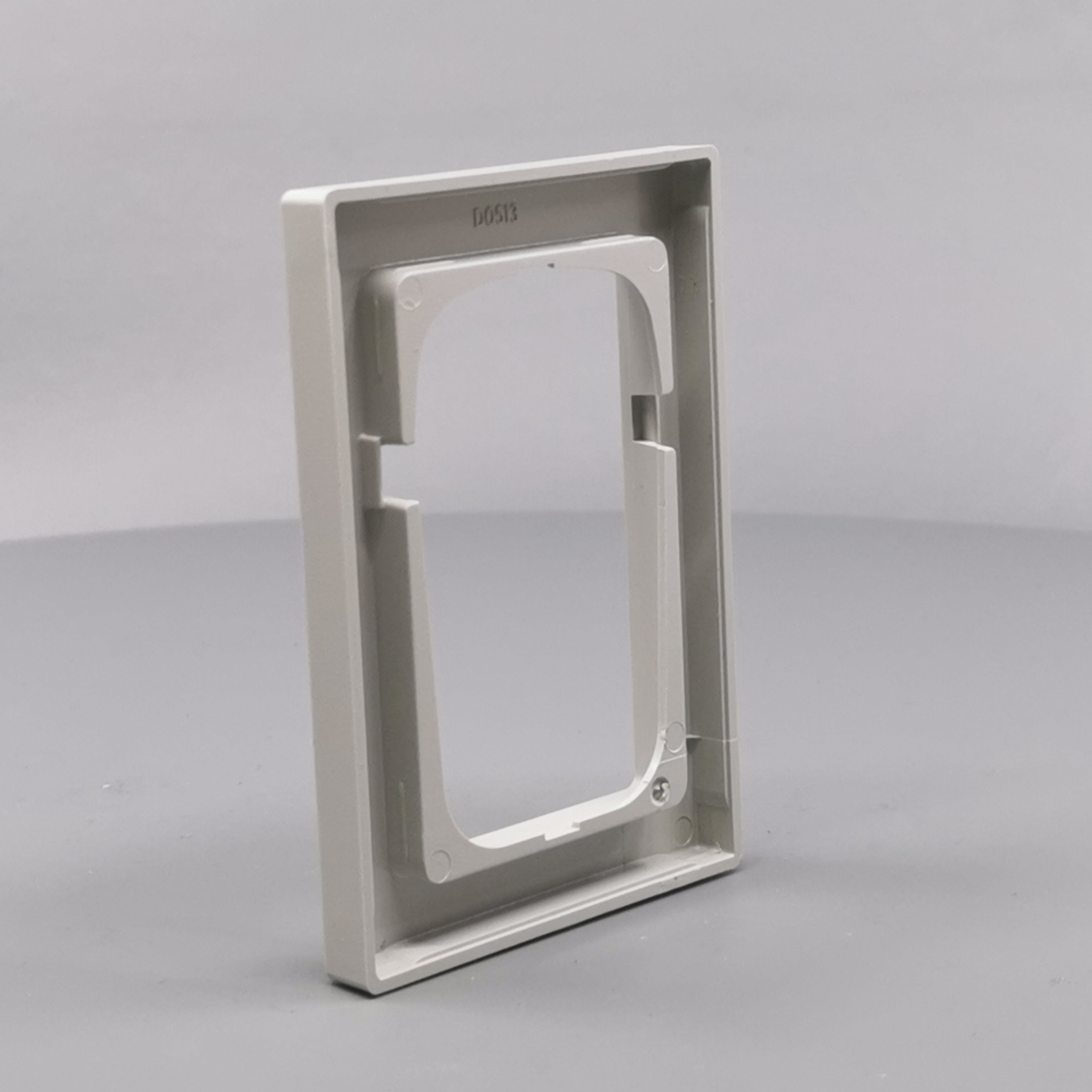 LK Fuga ramme Baseline 68 1½m symmetrisk - lysegrå