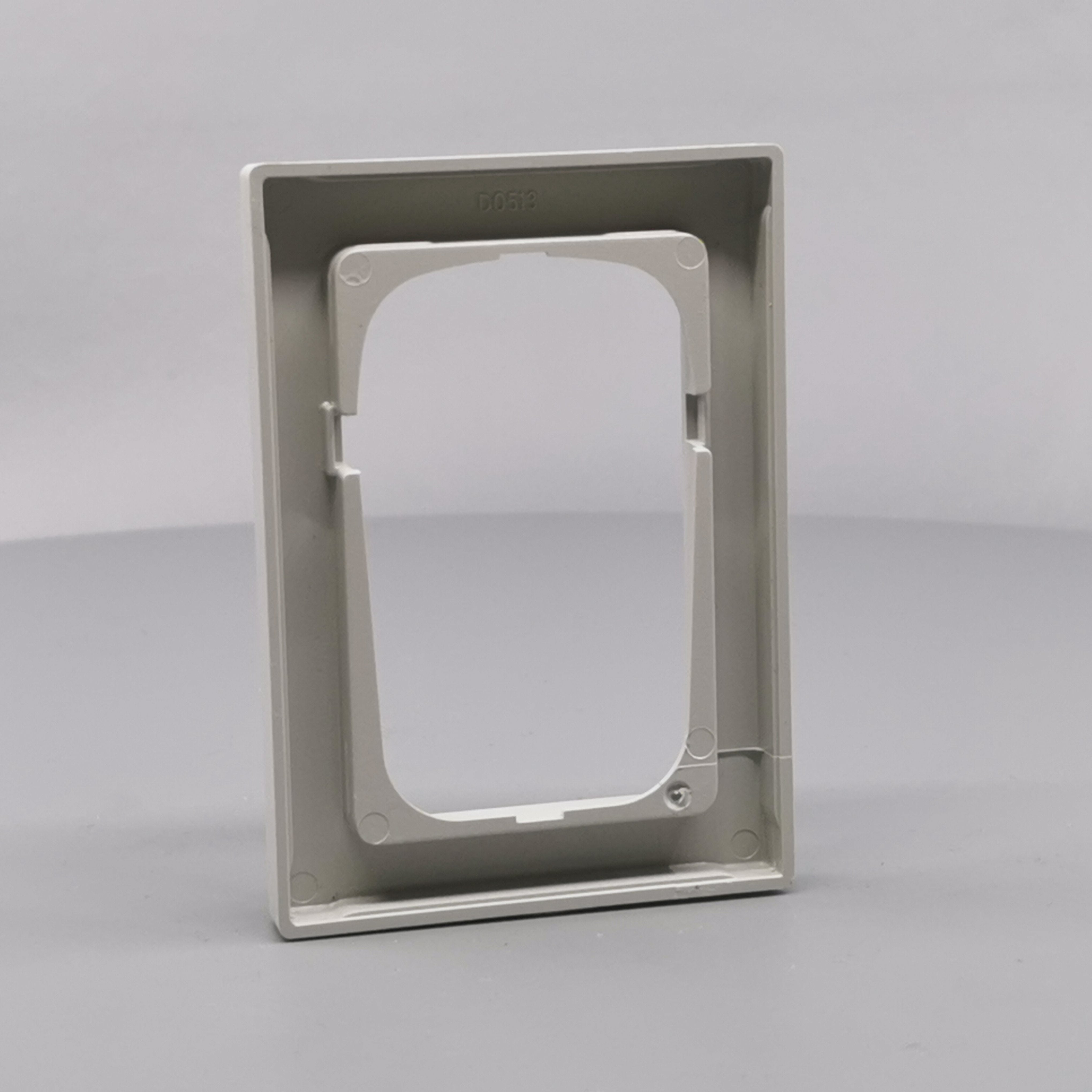 LK Fuga ramme Baseline 68 1½m symmetrisk - lysegrå