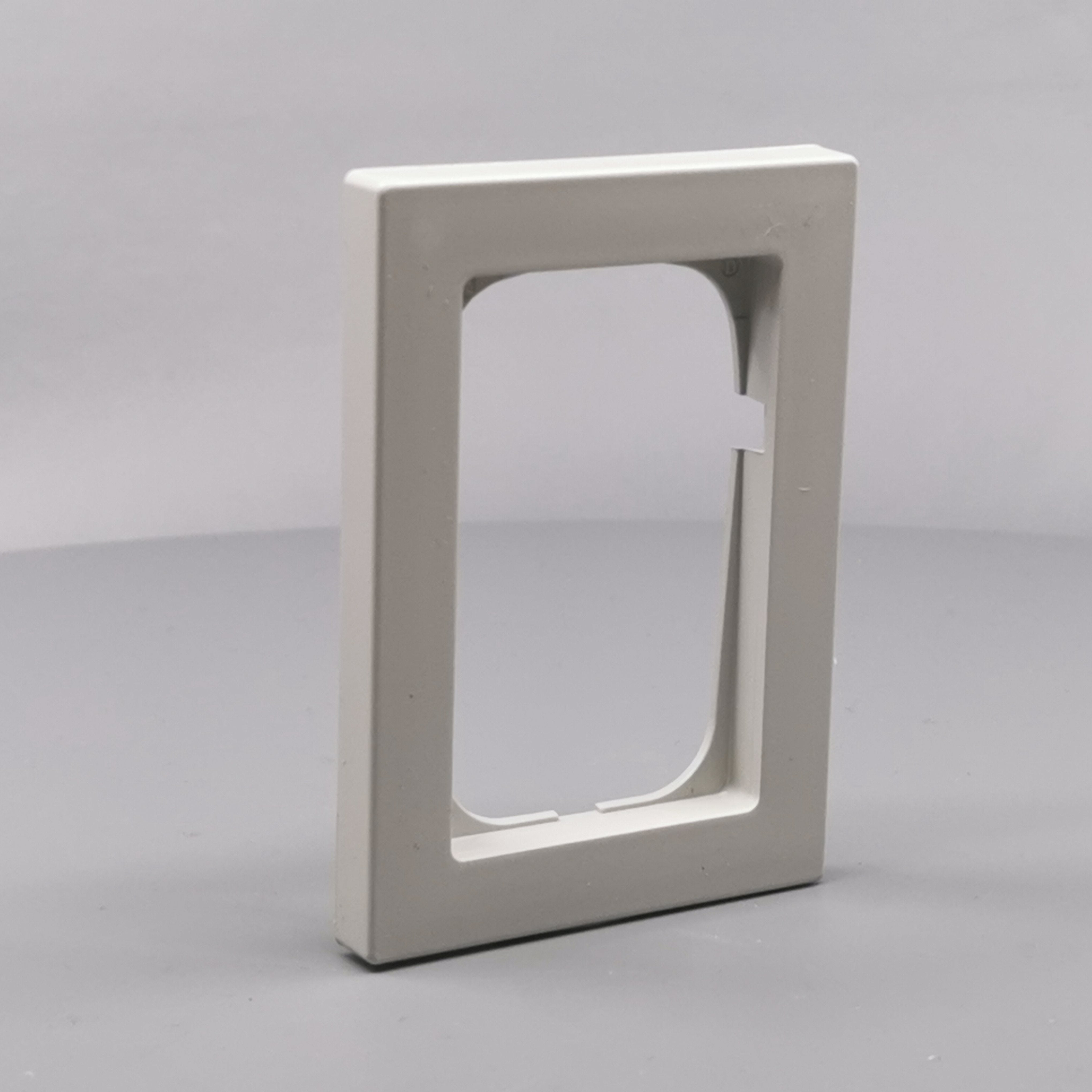 LK Fuga ramme Baseline 68 1½m symmetrisk - lysegrå