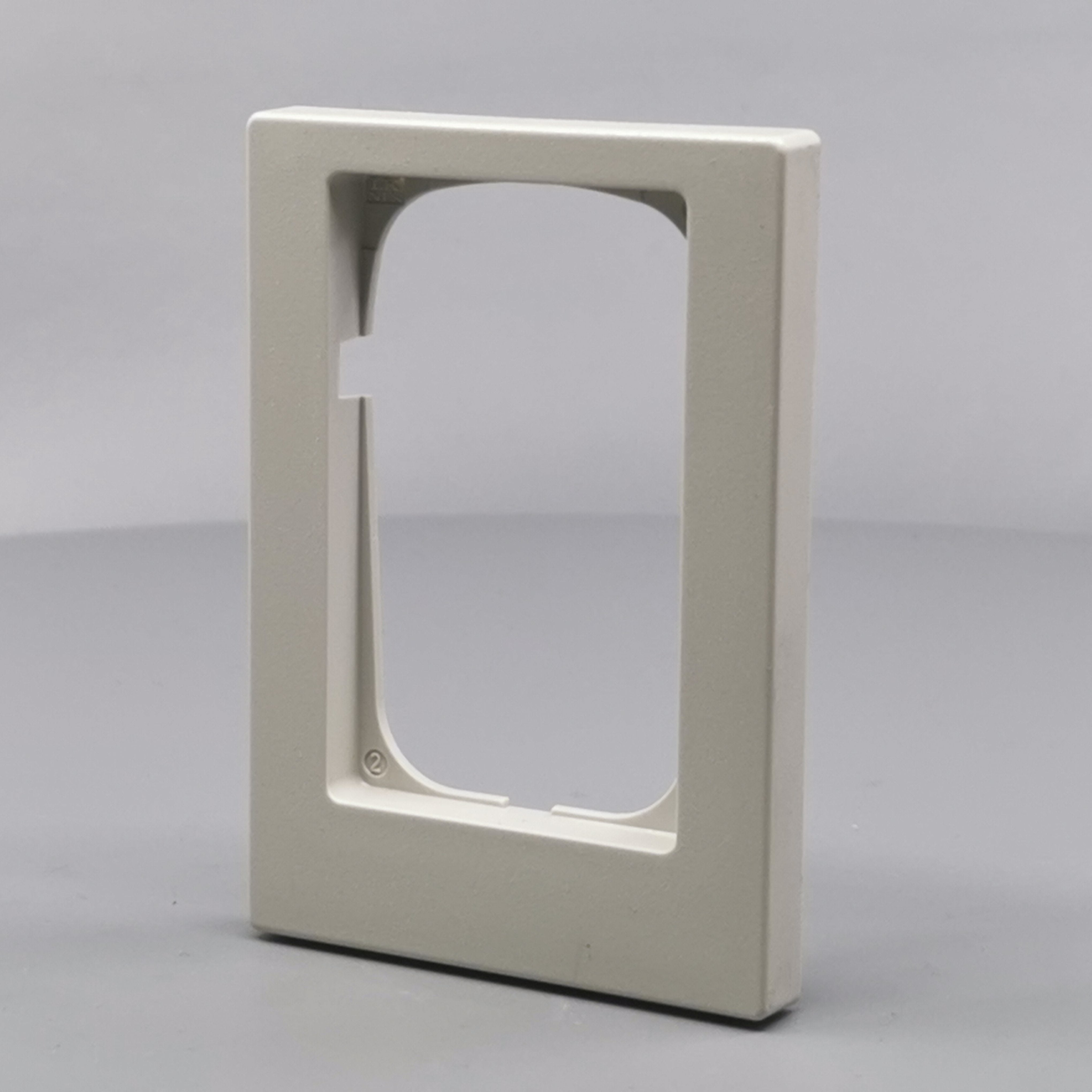 LK Fuga ramme Baseline 68 1½m asymmetrisk - lysegrå